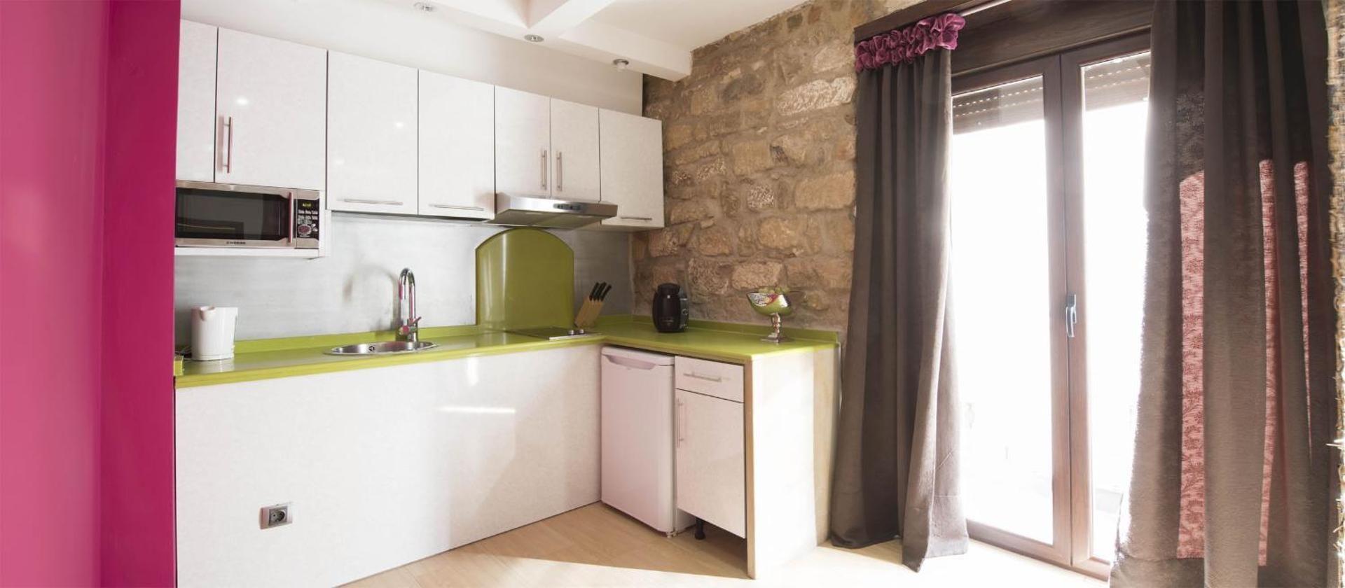 Superior One-Bedroom Apartment