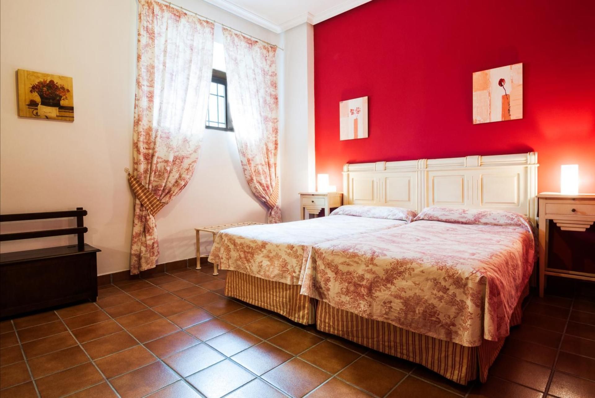 Palacio las Manillas Standard Double Room 2