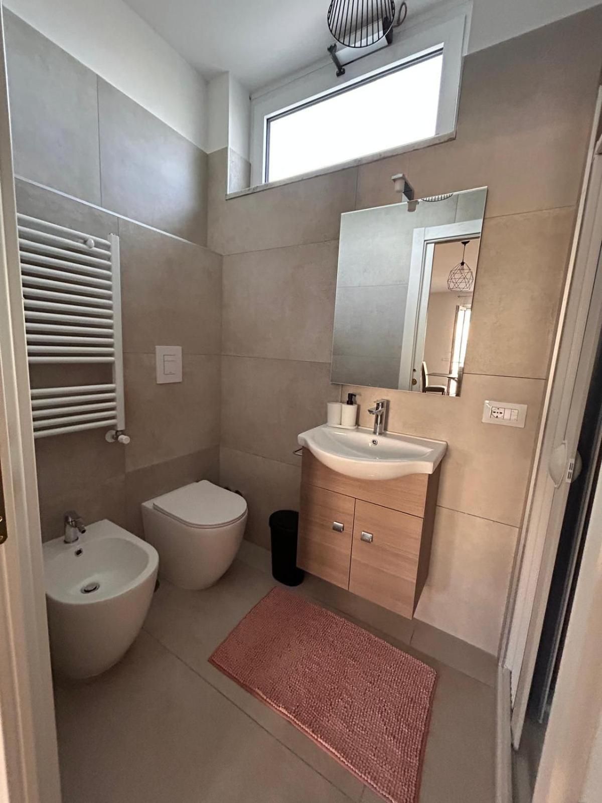 Twin Room with Private Bathroom
