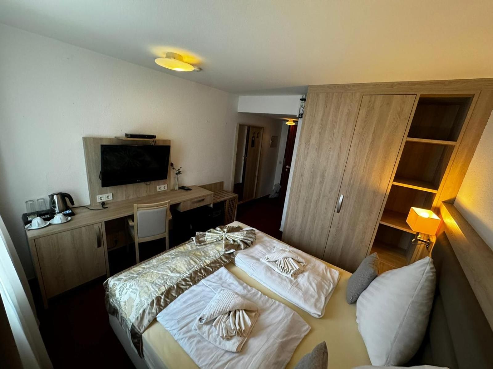 Double Room with Private Bathroom