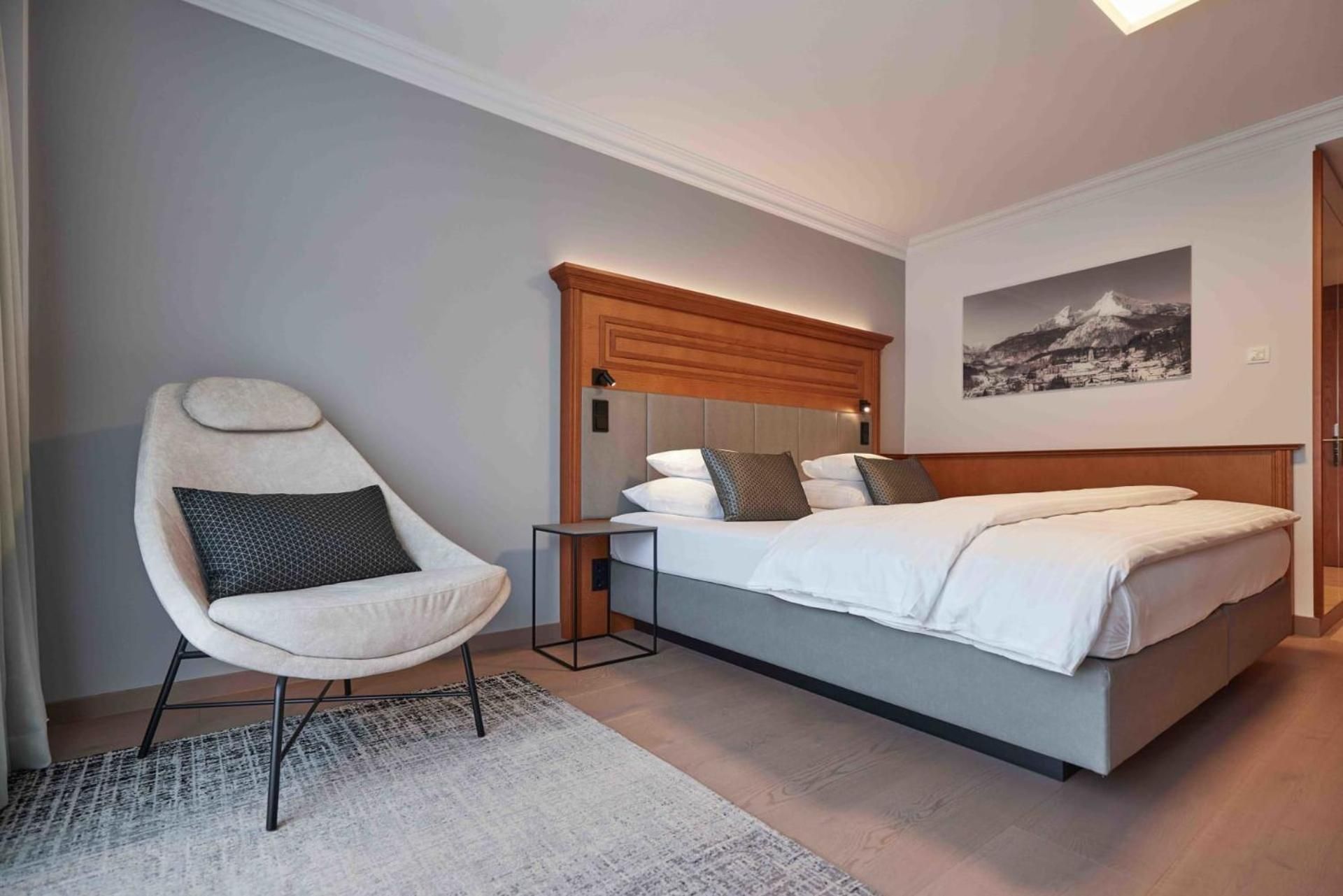 Double Room with Mountain View