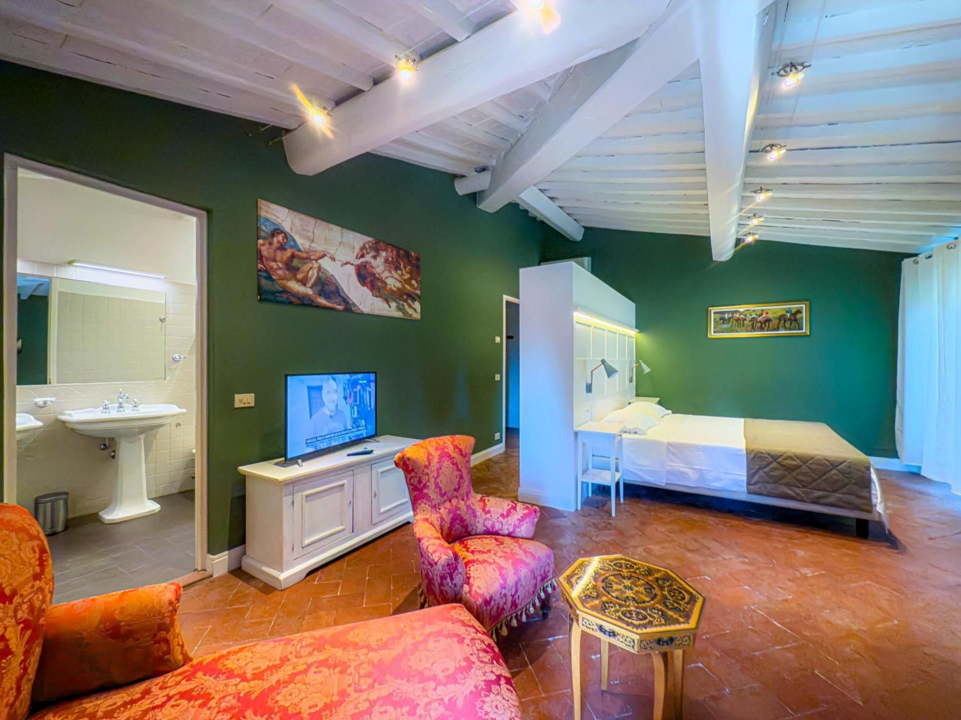 Triple Room with Private Bathroom