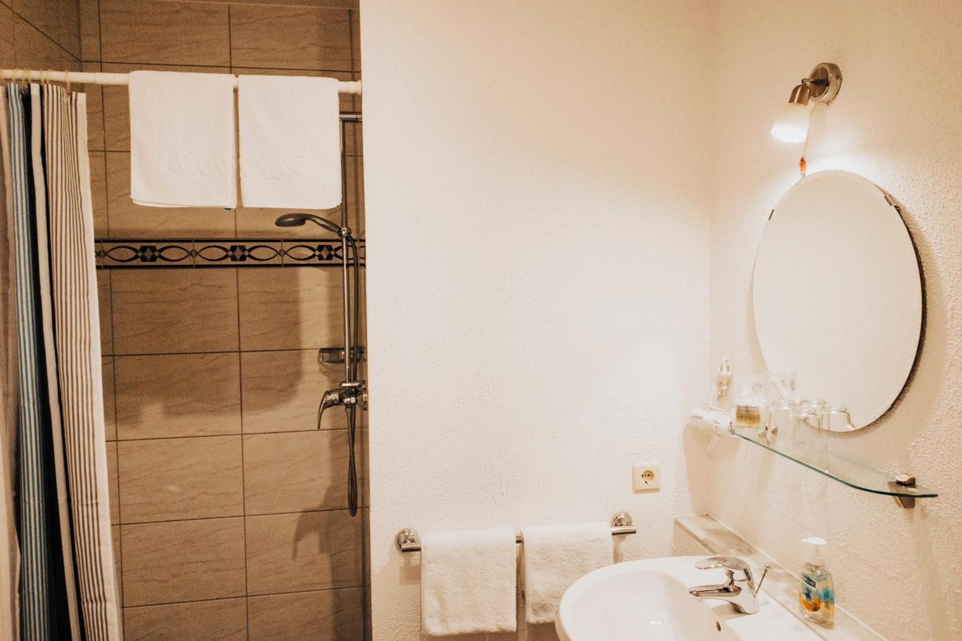 Large Twin Room