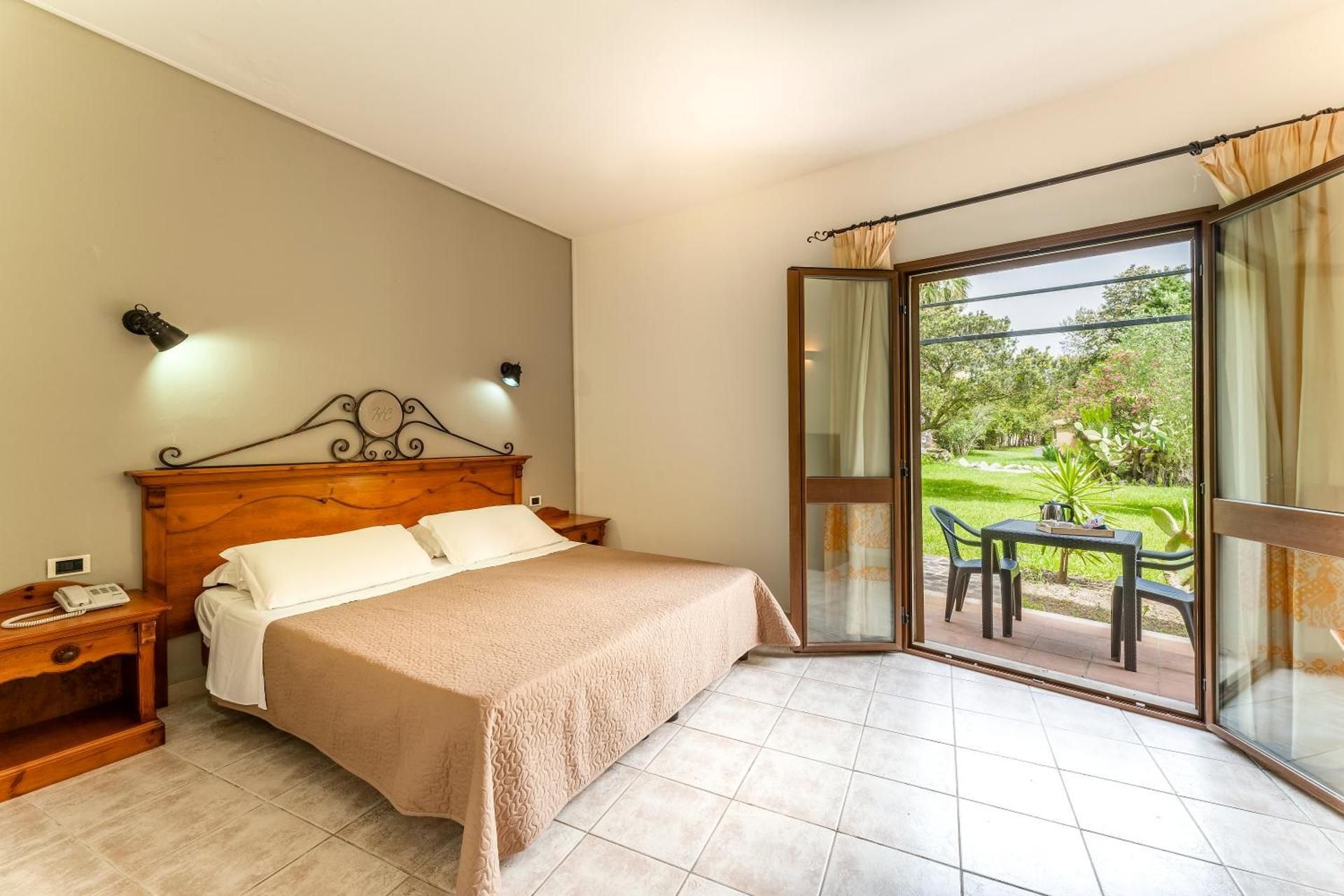 Double Room with Patio