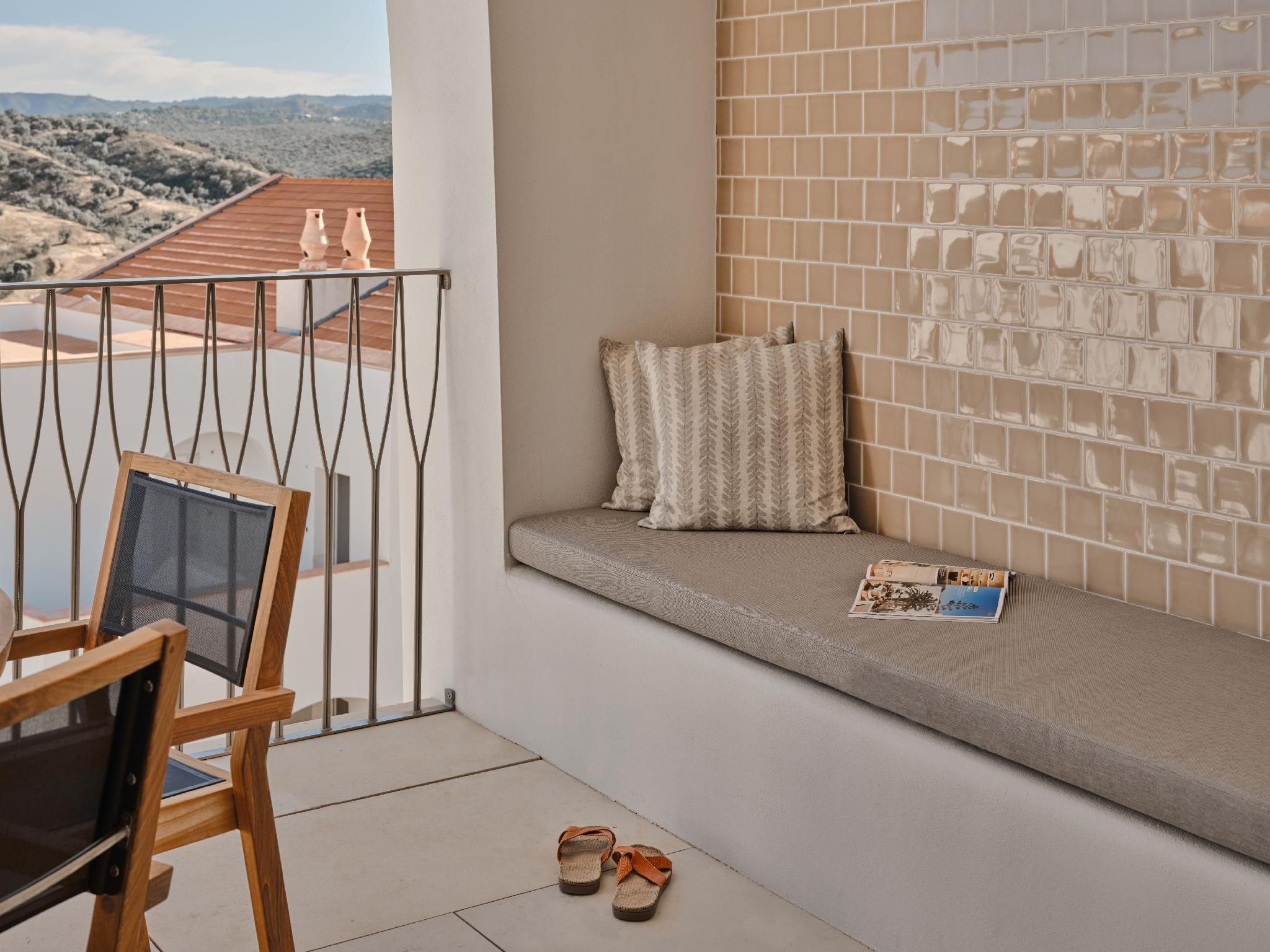 Deluxe King Room with Terrace