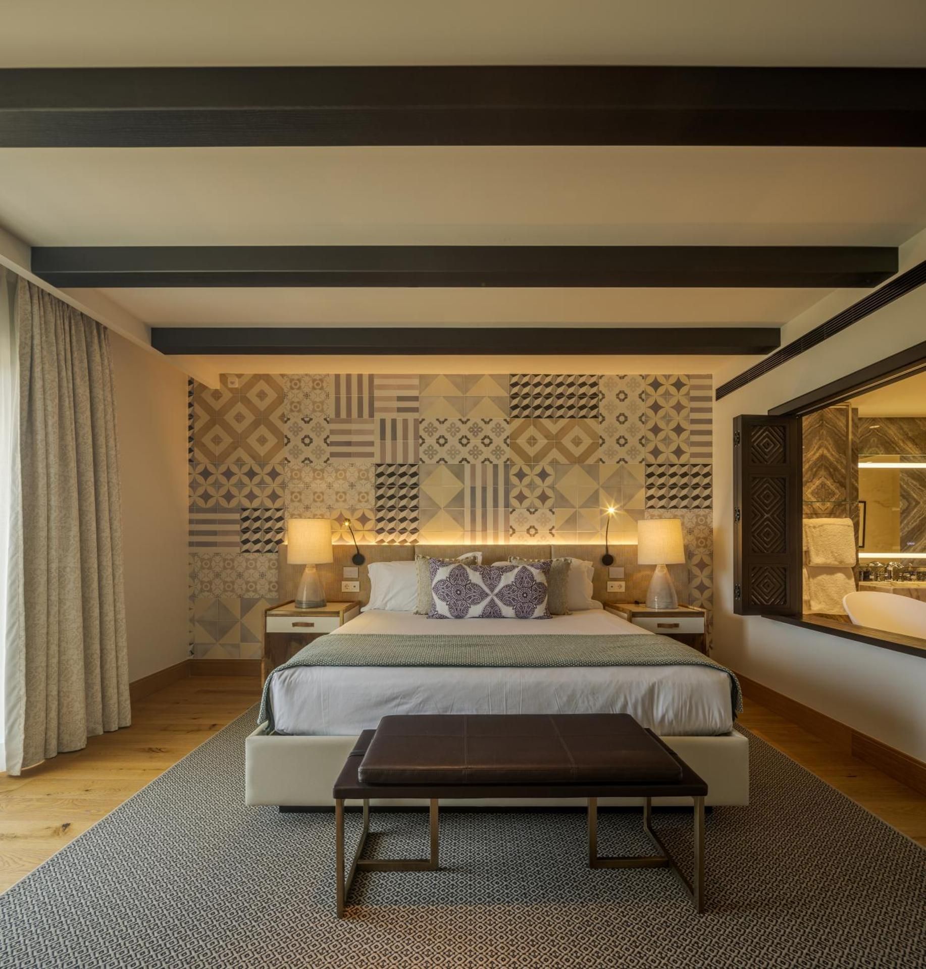 King Room with Mountain View