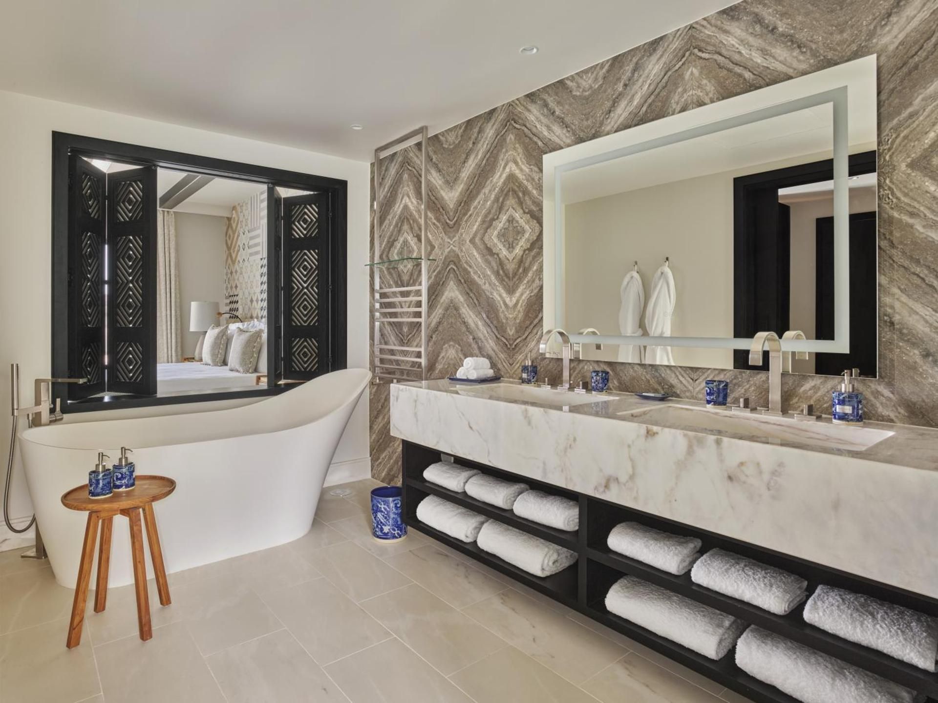 One-Bedroom Apartment with Spa Bath