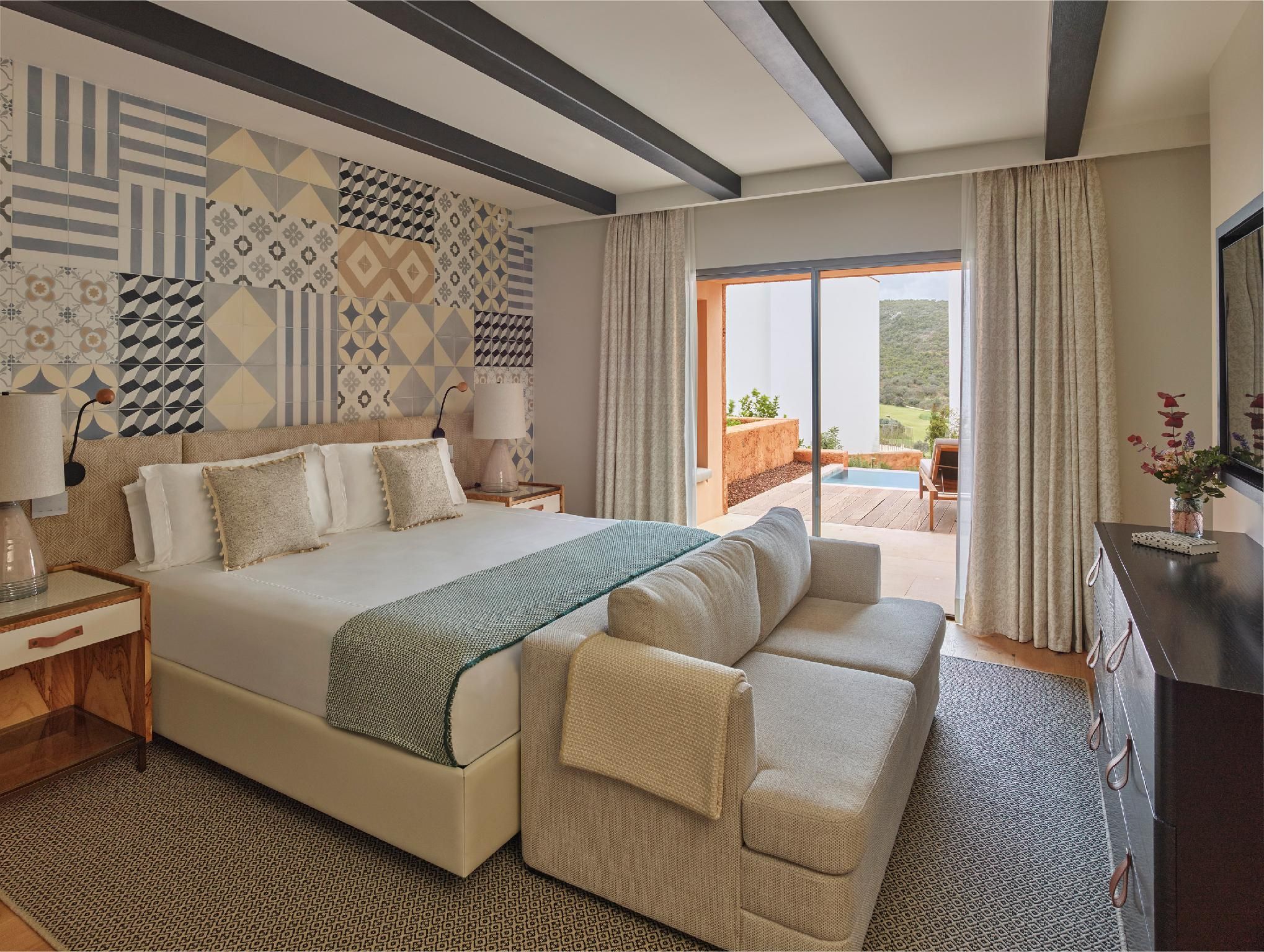 One Bed Residence With Pool