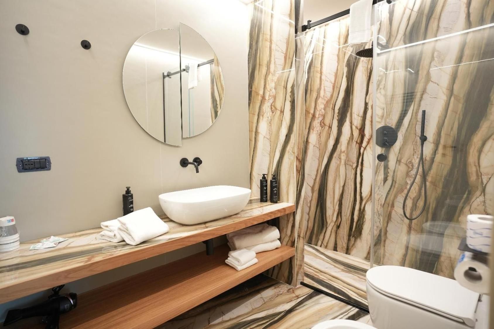 Suite with Sauna