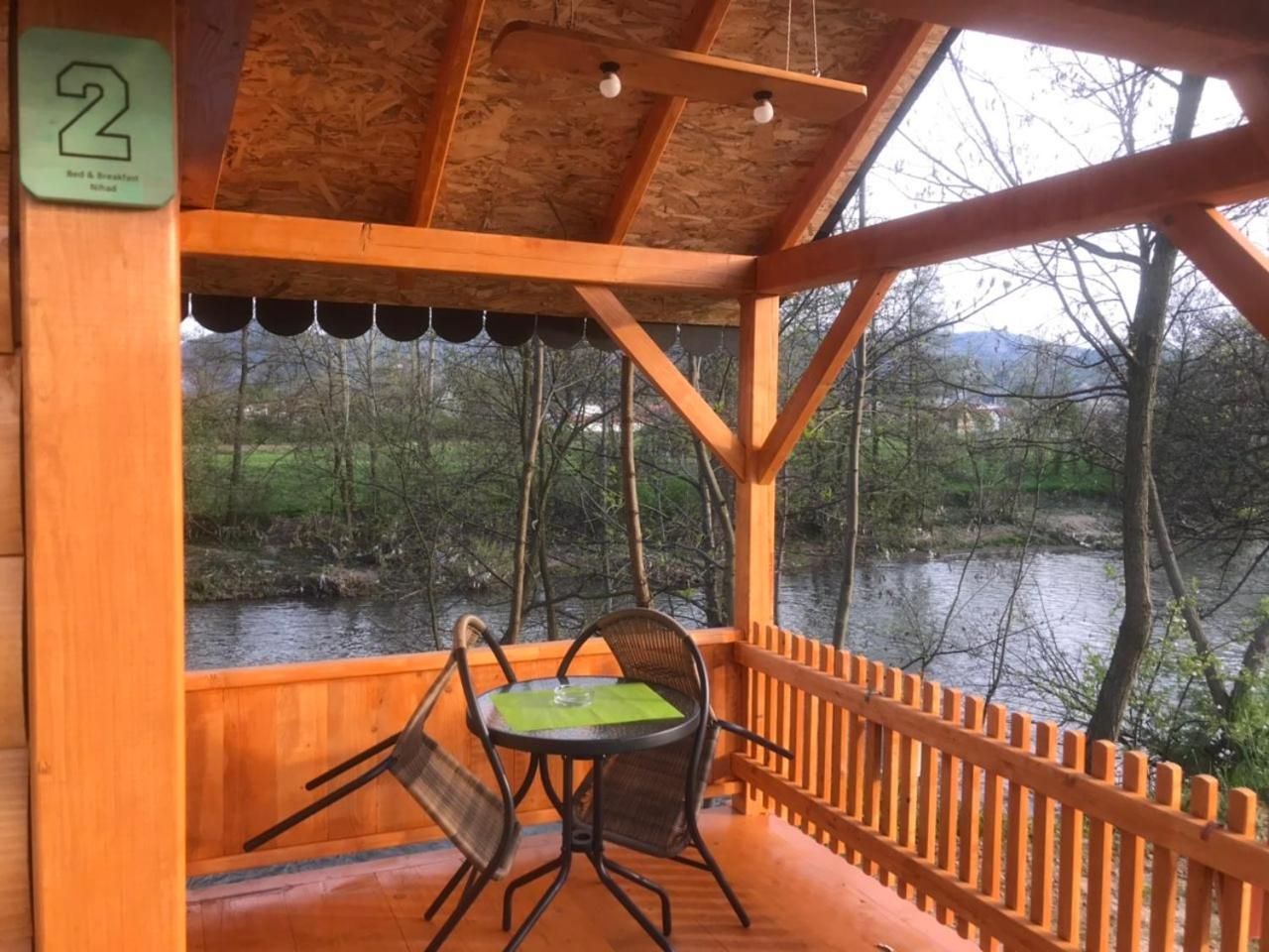 Bungalow - Water Front 