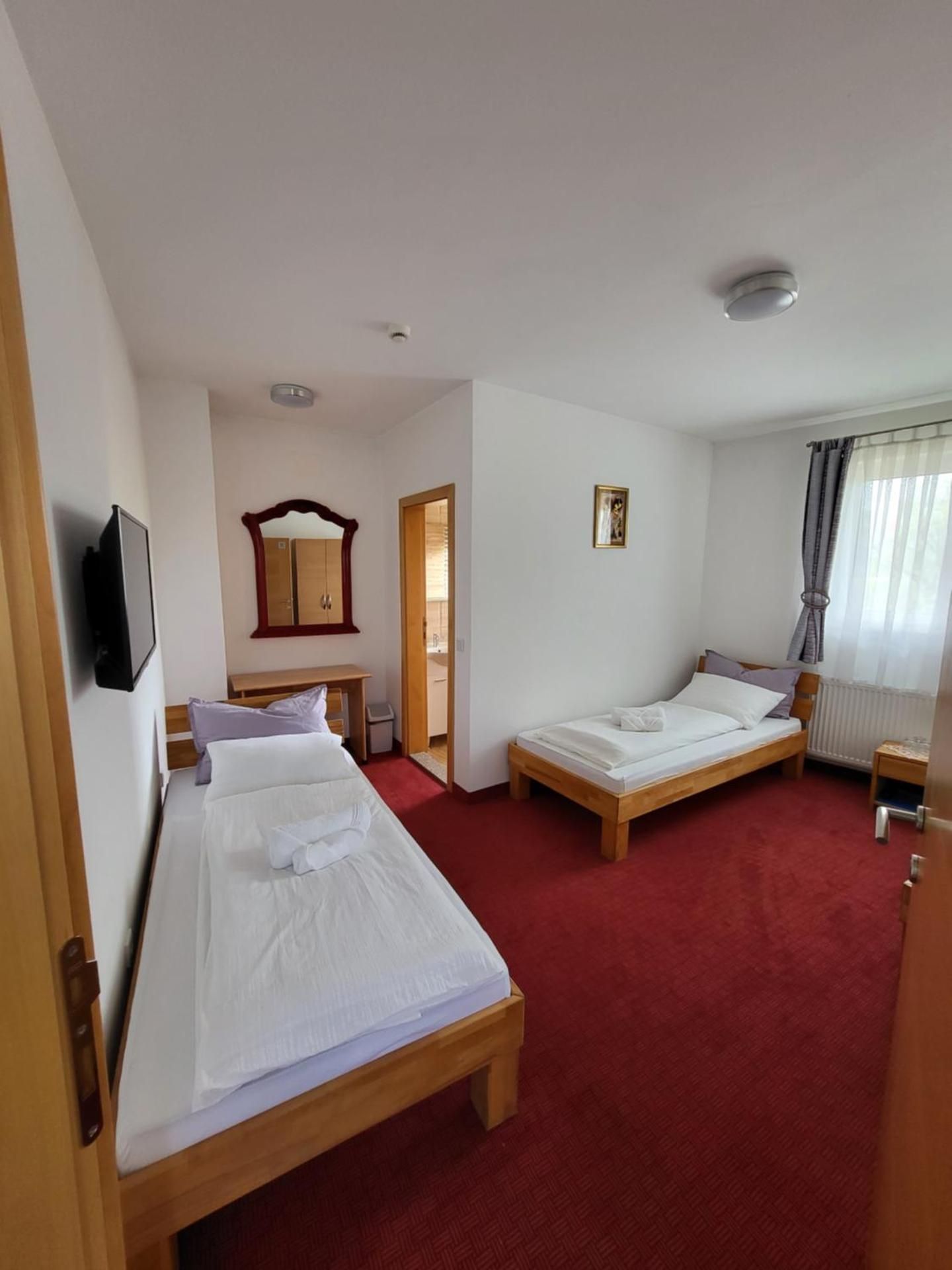 Triple Room with Private Bathroom