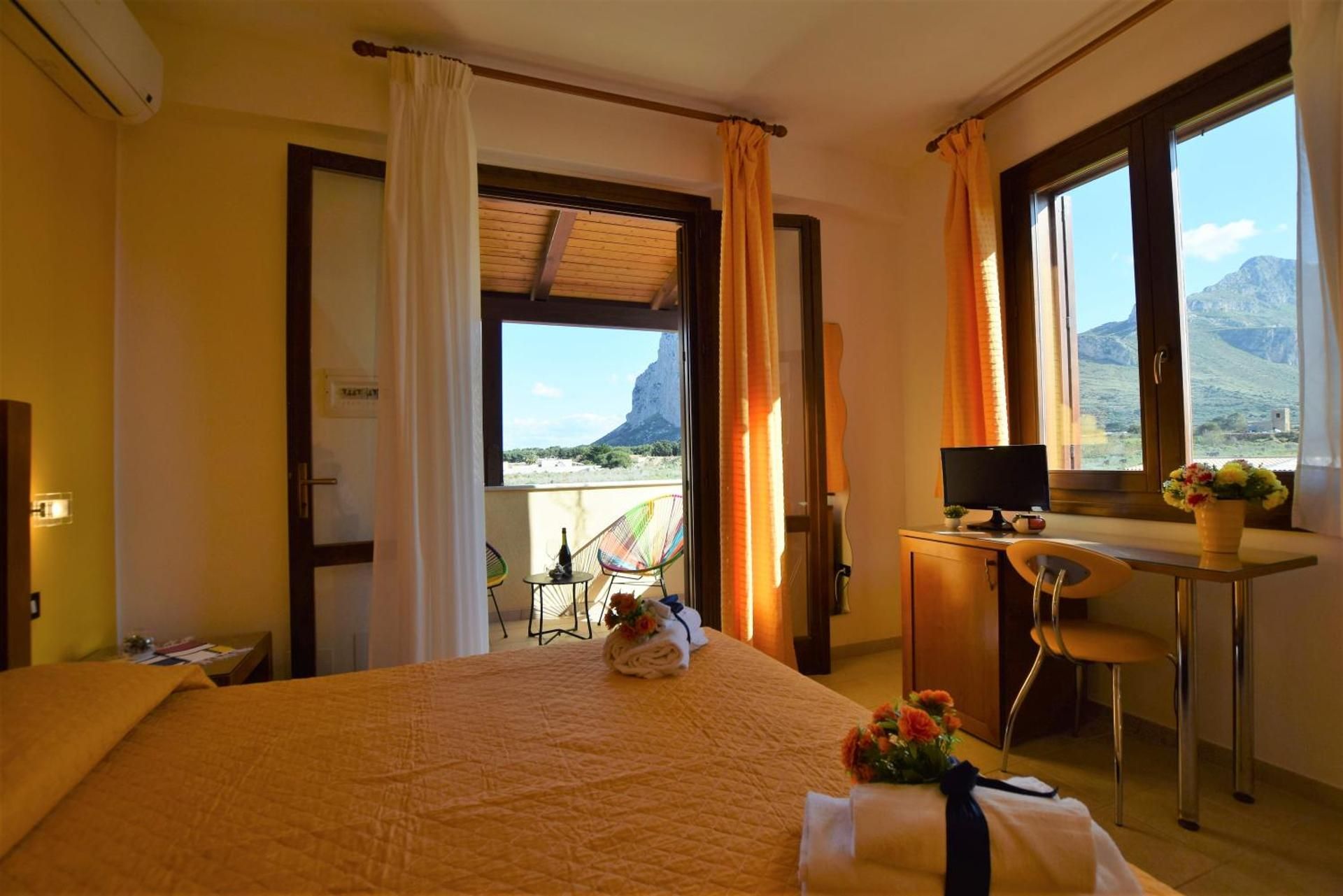 Double Room with Balcony