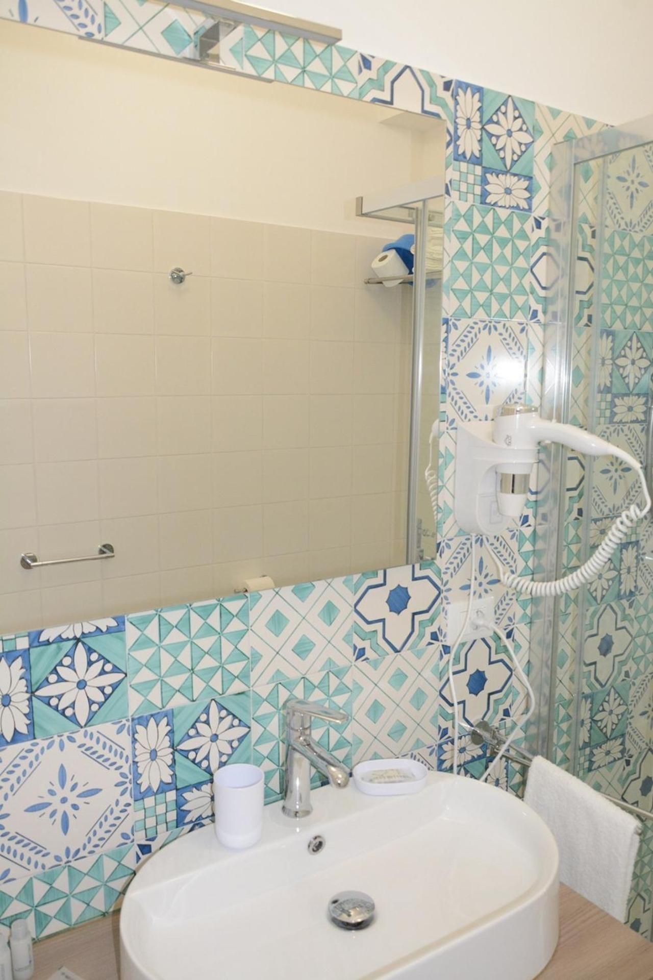 Deluxe Triple Room with Sea View
