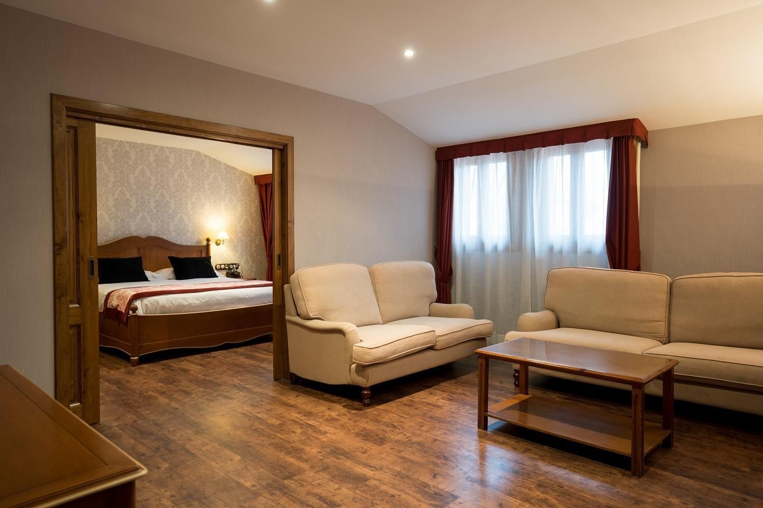 One-Bedroom Suite