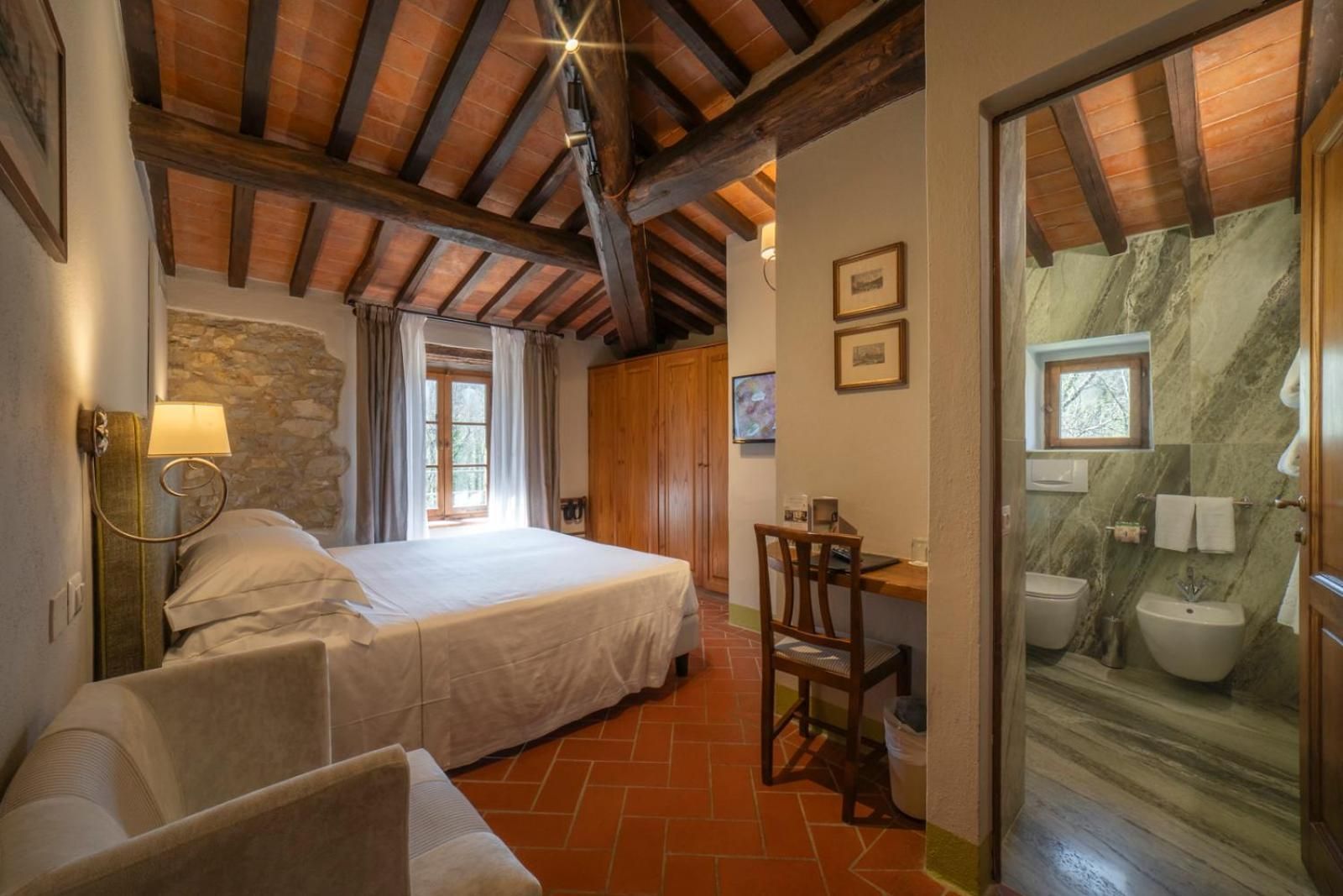 Classic Double Room
