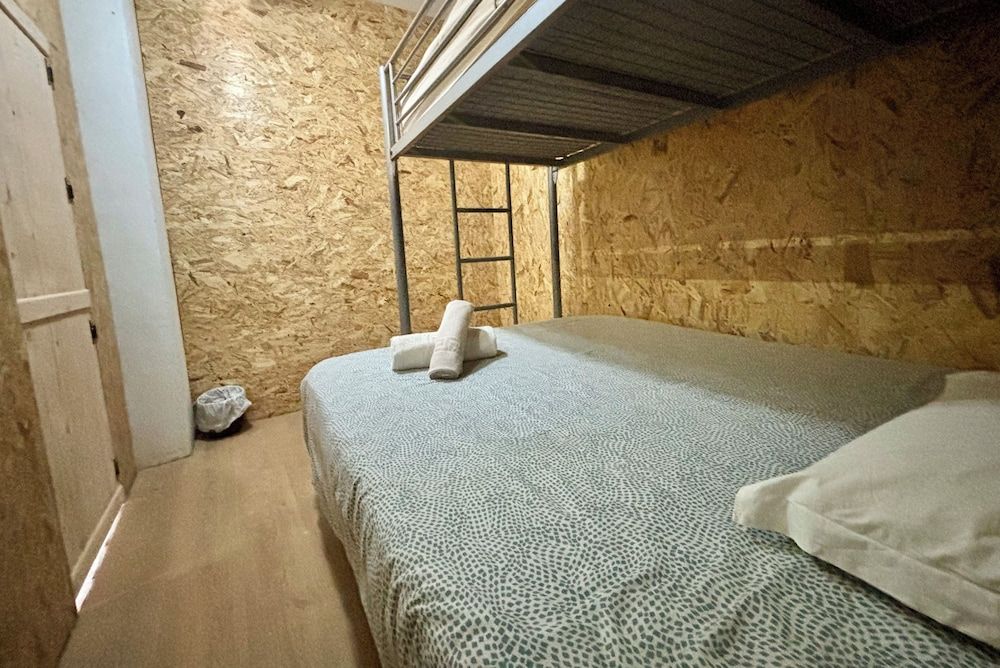 Backpackers La Gaditana Basic Triple Room 2