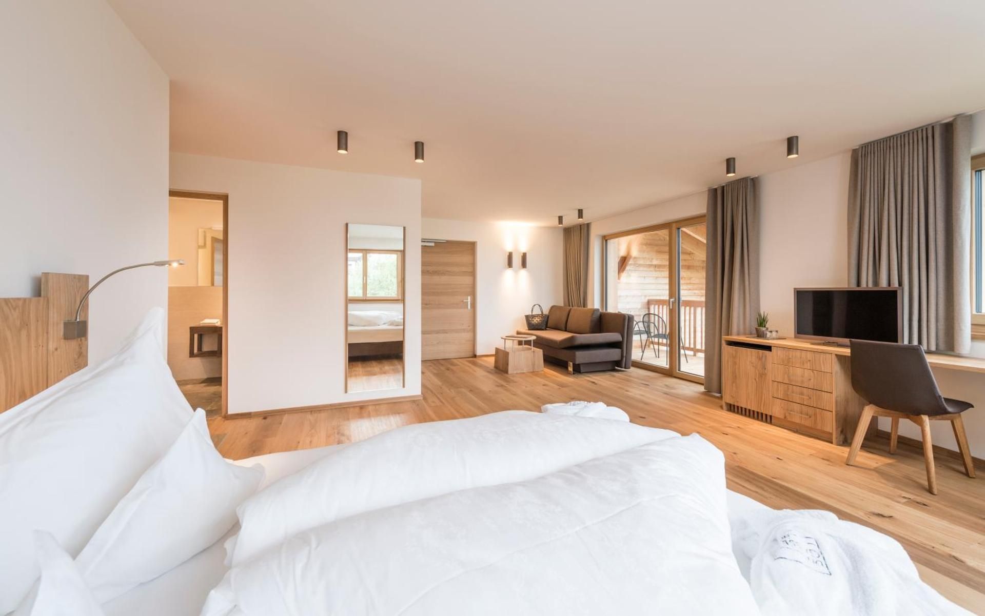 Deluxe Junior Suite