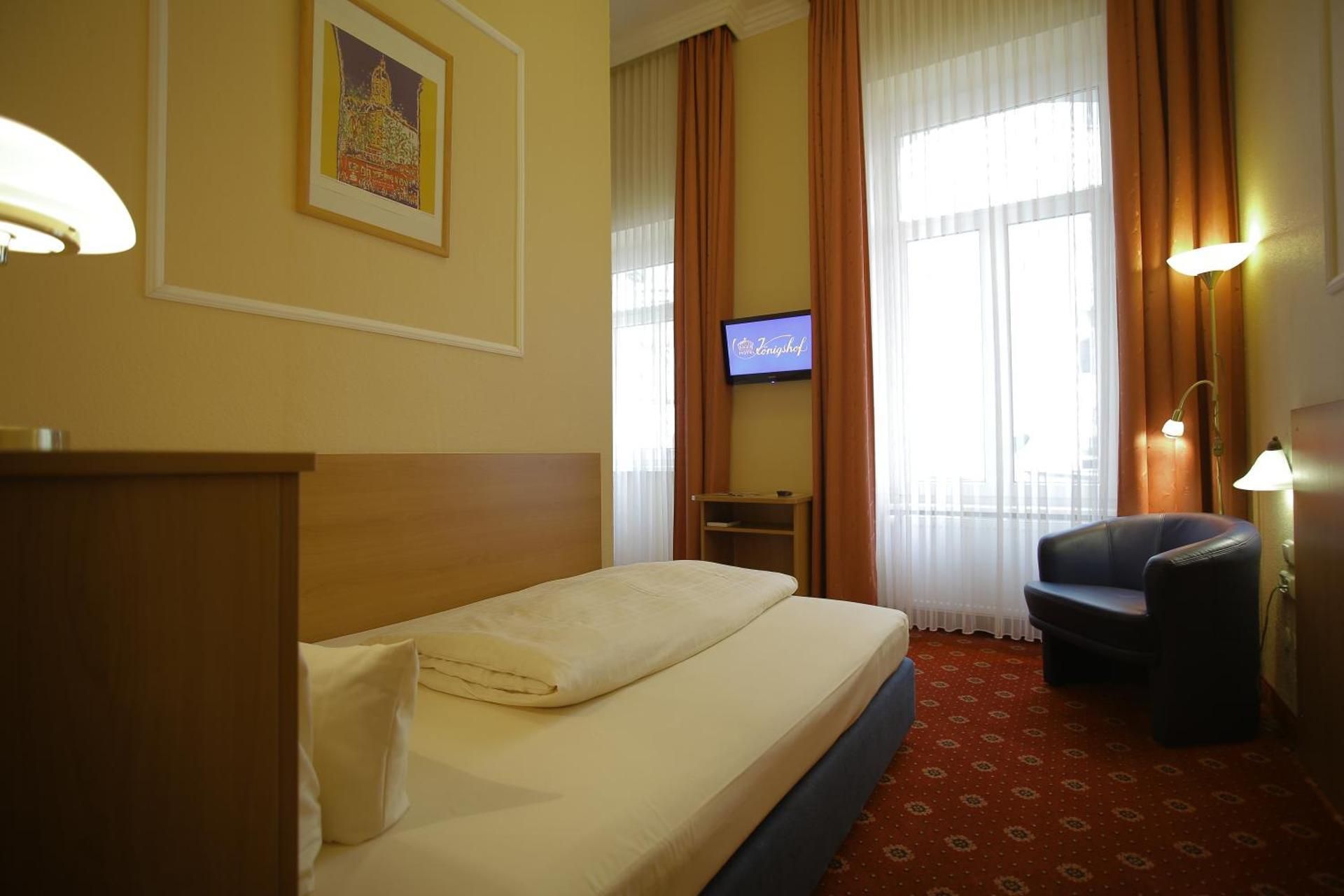 Single Room without Air Conditioning