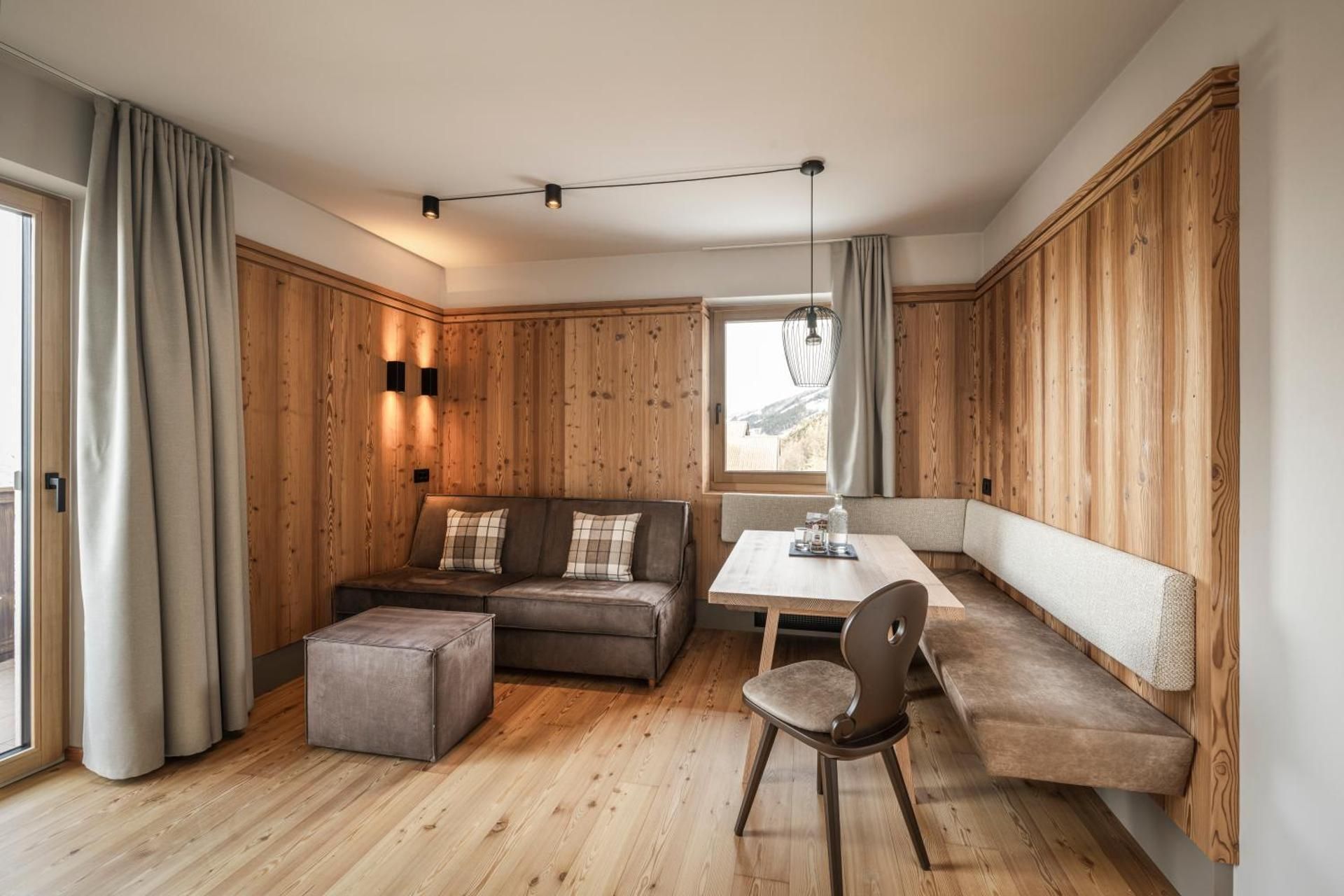 Superior Apartment