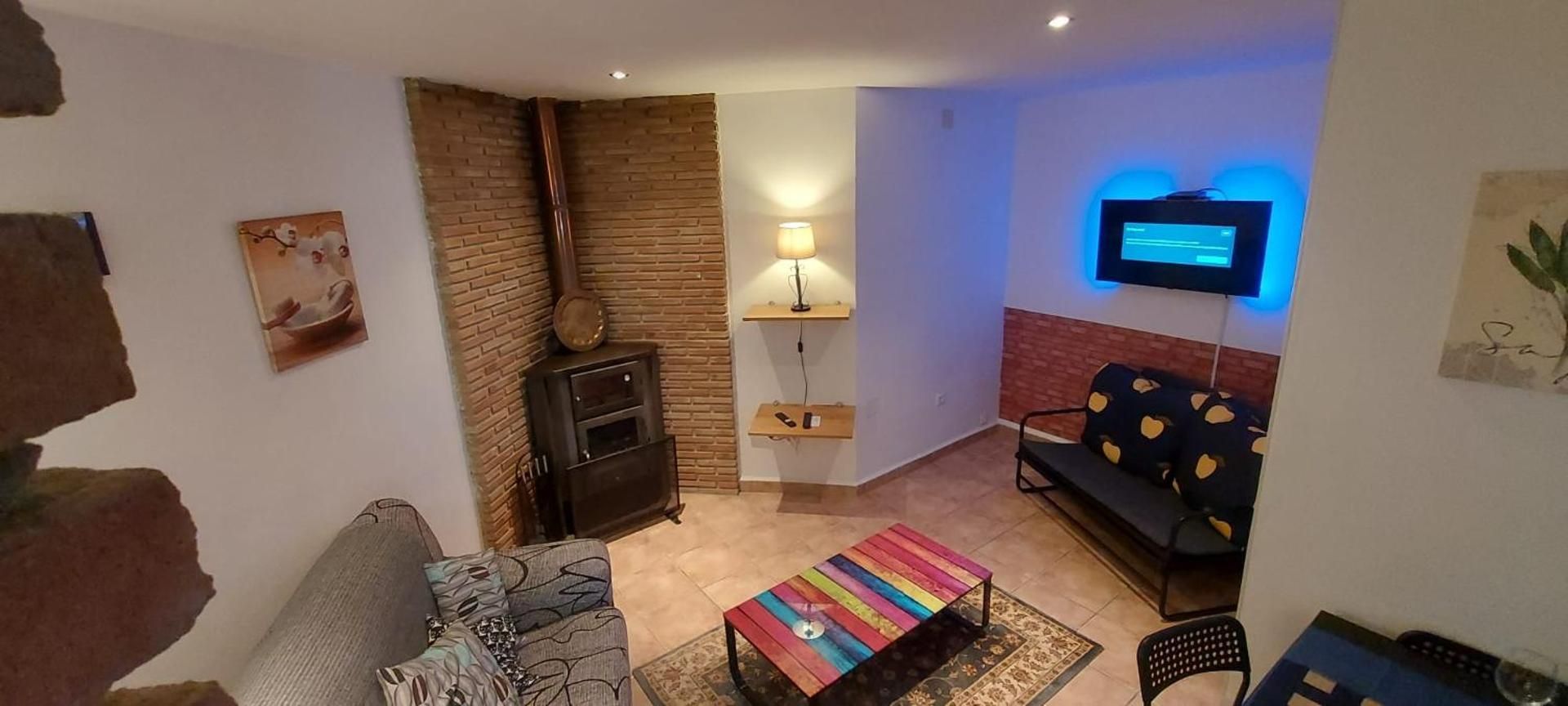 One-Bedroom Apartment with Fireplace