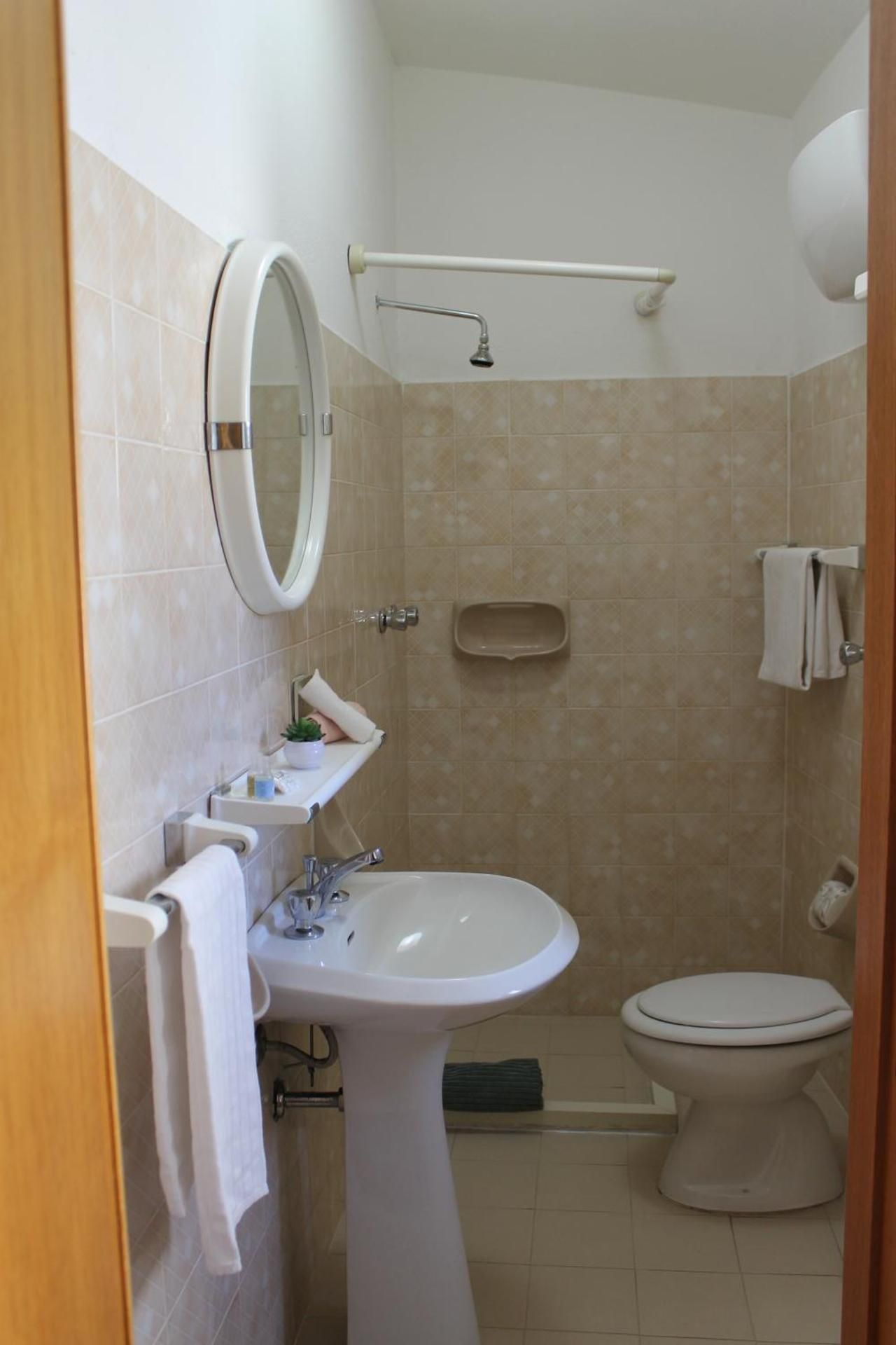 Small Single Room