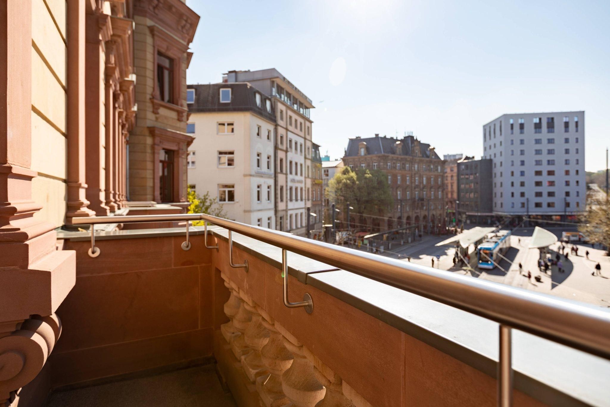 Superior, Guest room, 1 King, City view