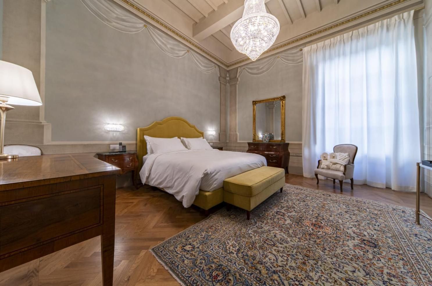 King Room