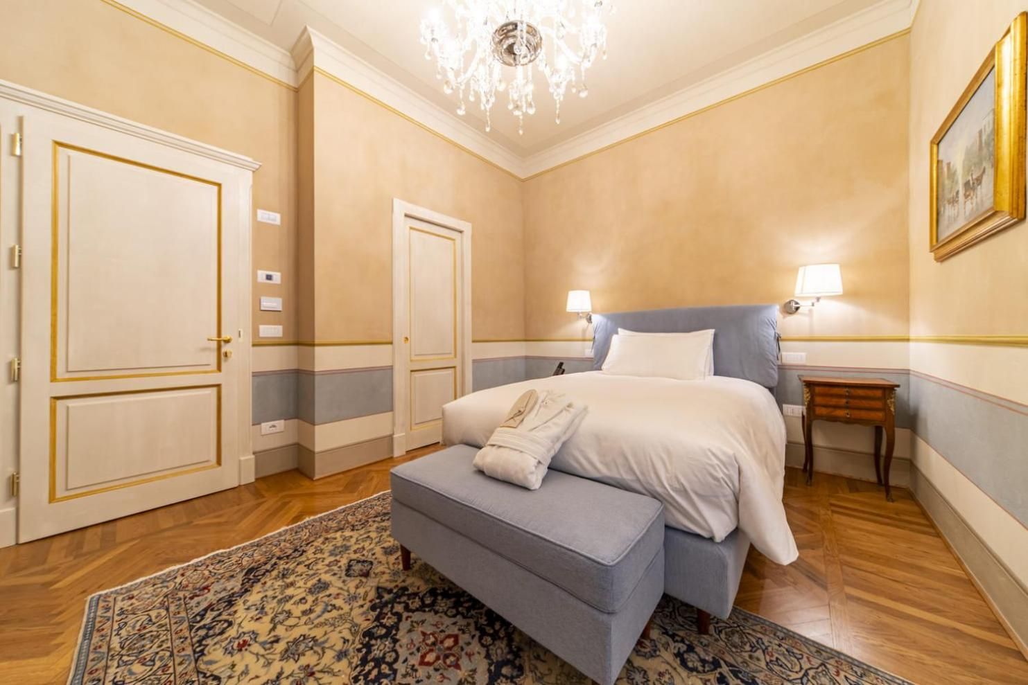 Single Room with Private Bathroom