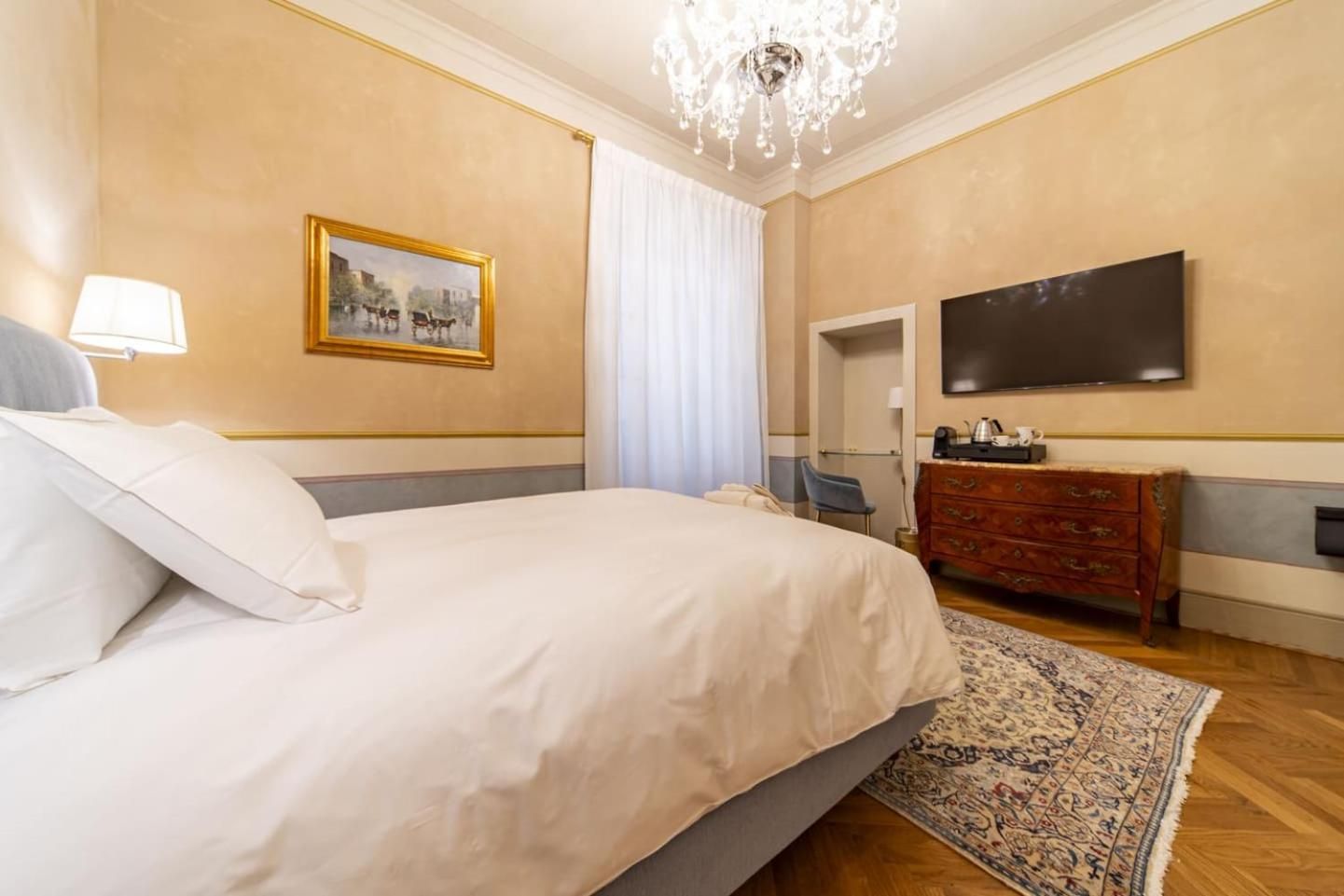 Single Room with Private Bathroom