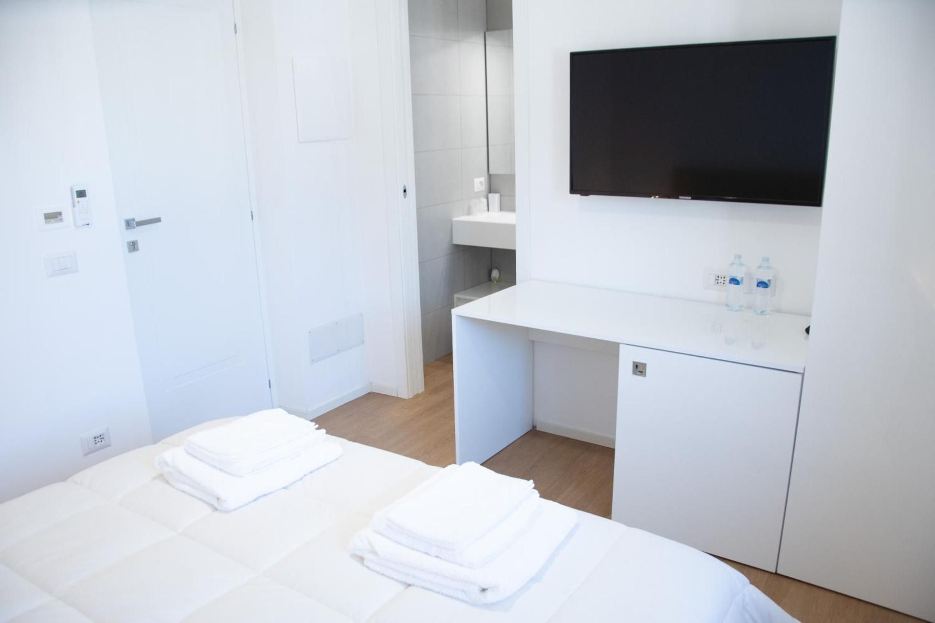 Villa degli Squali Suite Home Double Room 3