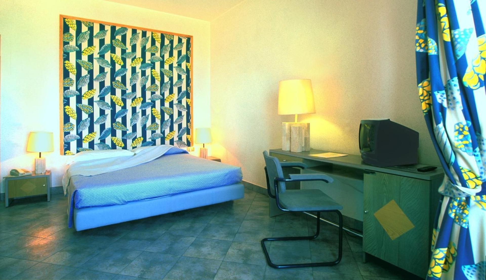 Double Room Partial Sea View (2 Adults)