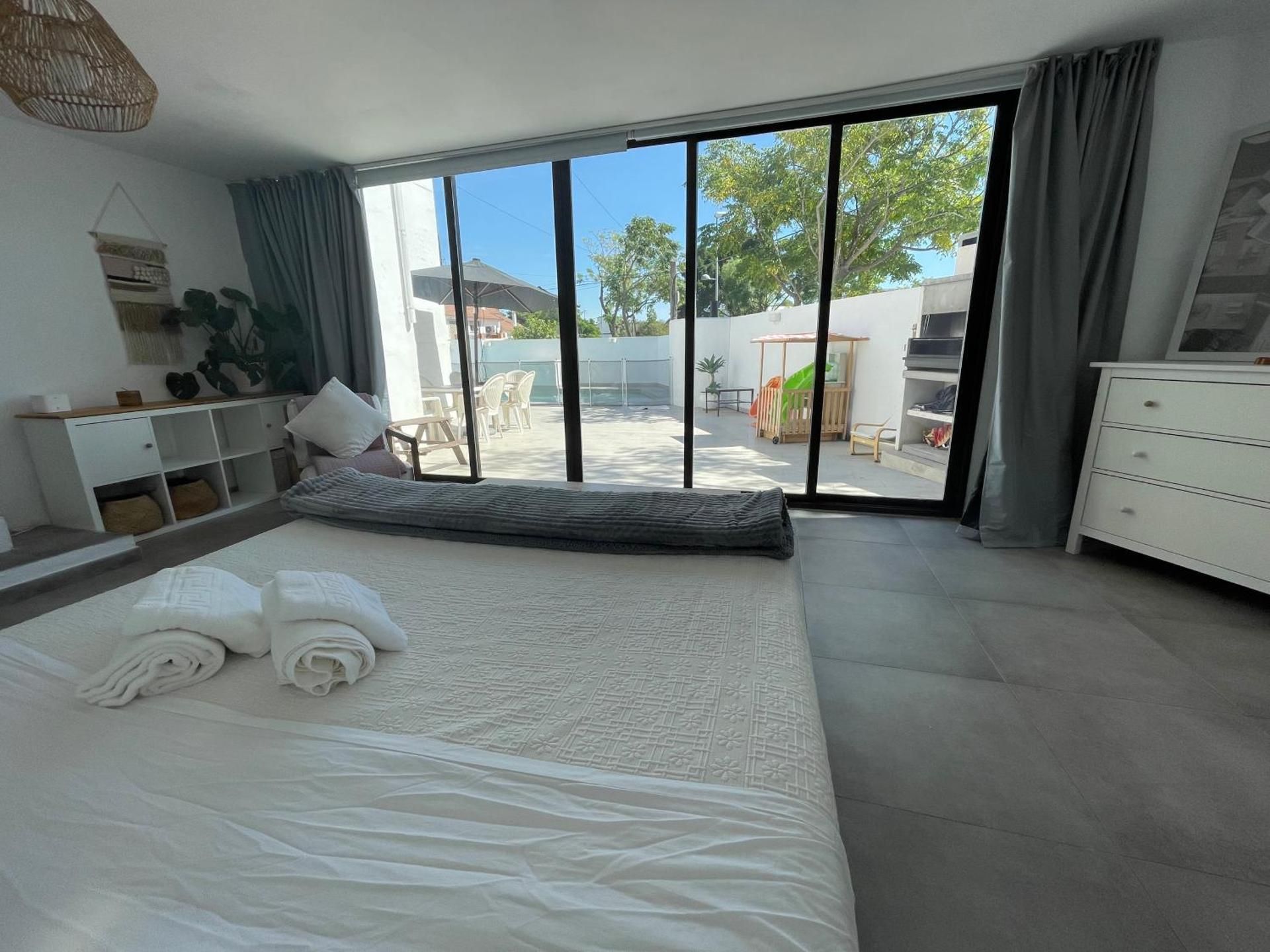 Triple Room with Shared Bathroom