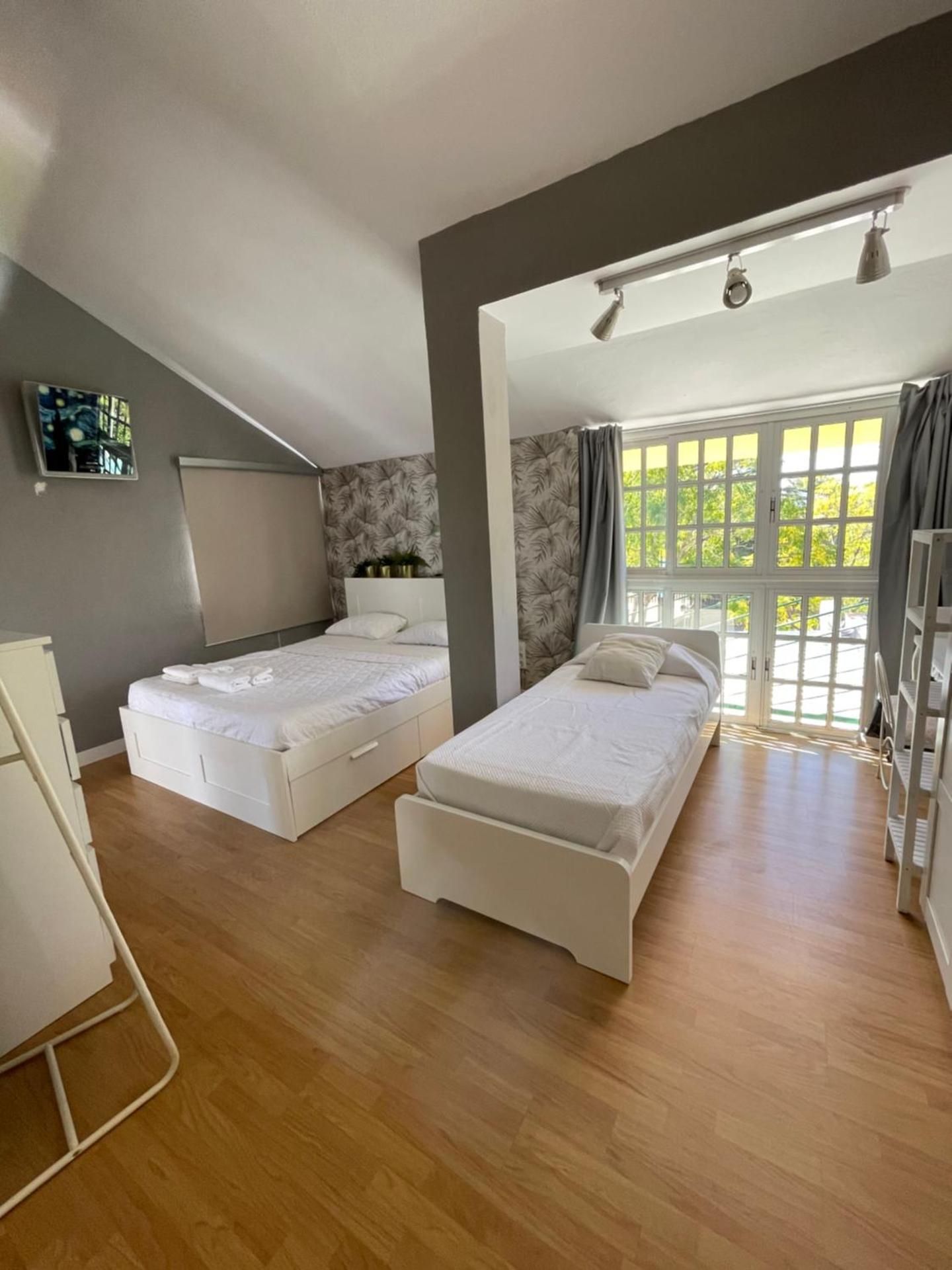 Triple Room with Private Bathroom