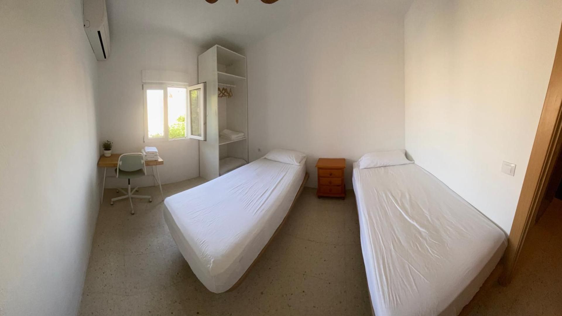 Twin Room with Shared Bathroom