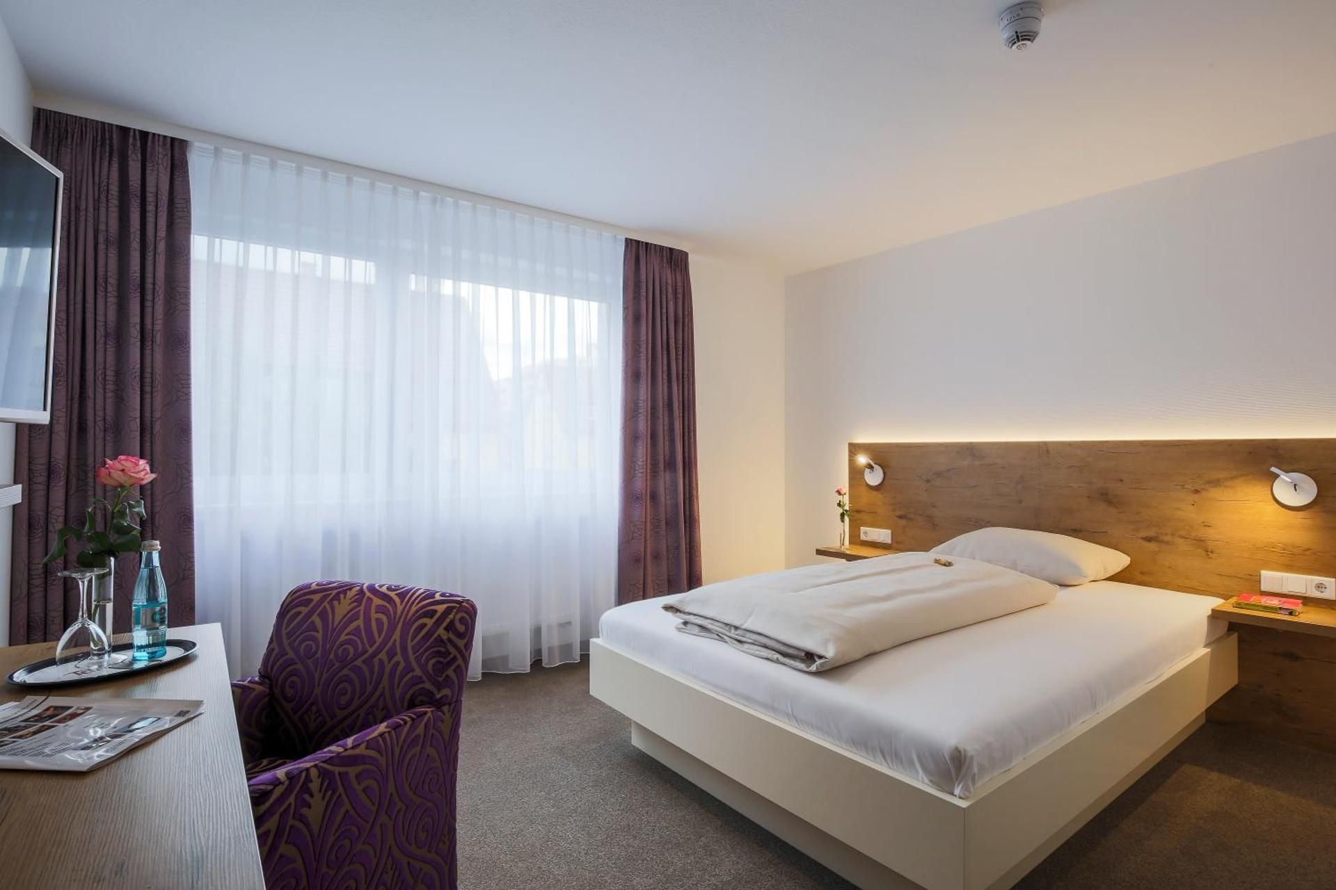 Large Single Room