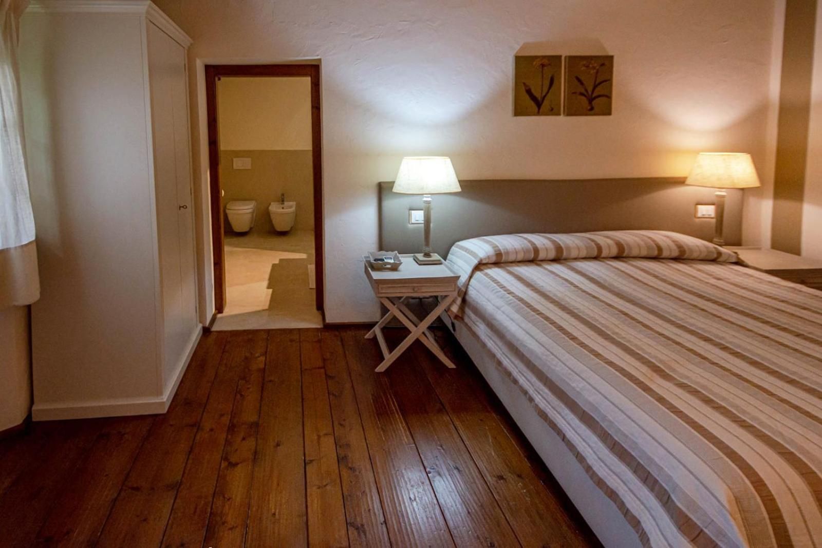 King Room with Mountain View