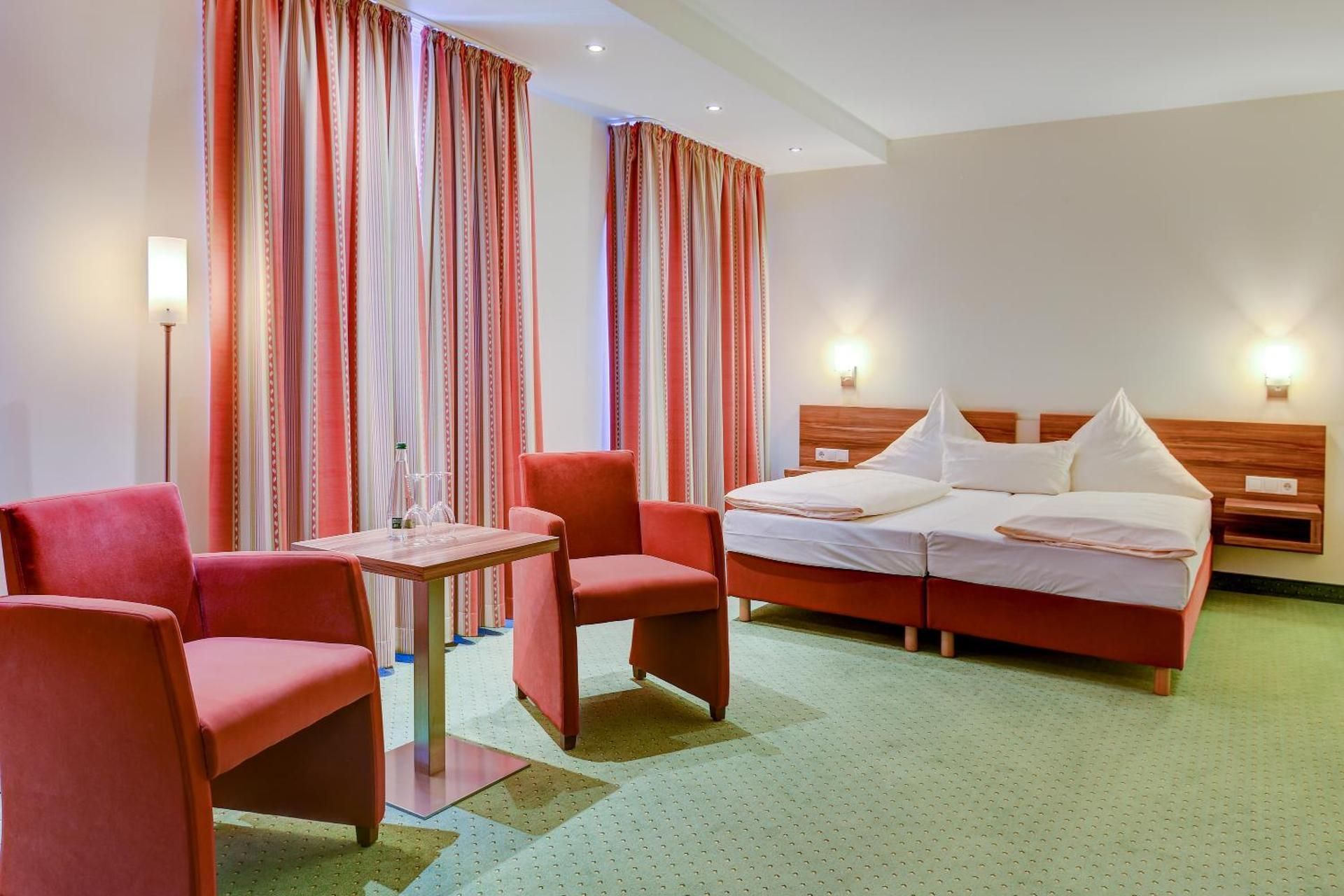 Comfort Triple Room