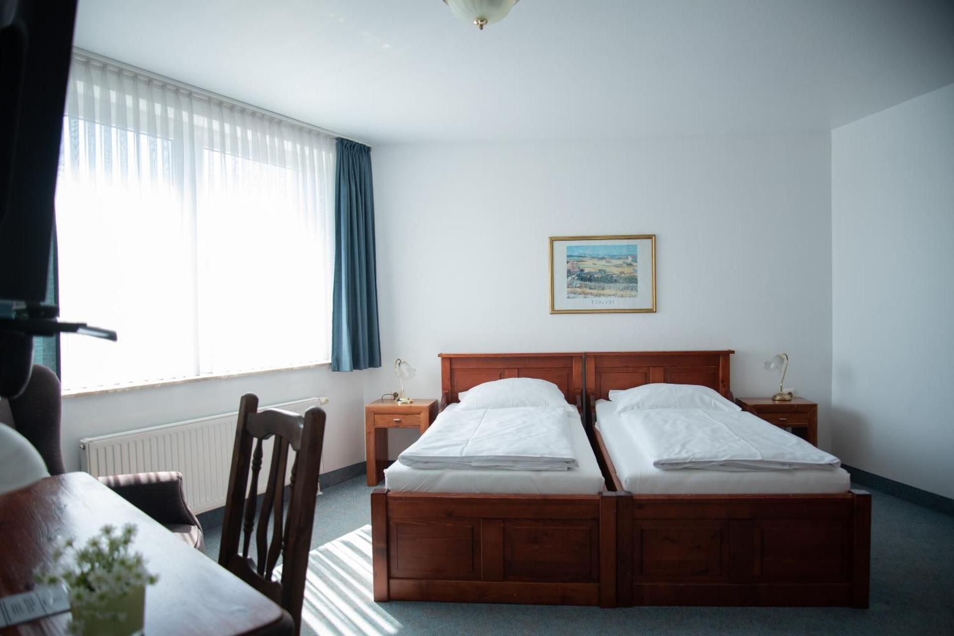 Basic Double Room