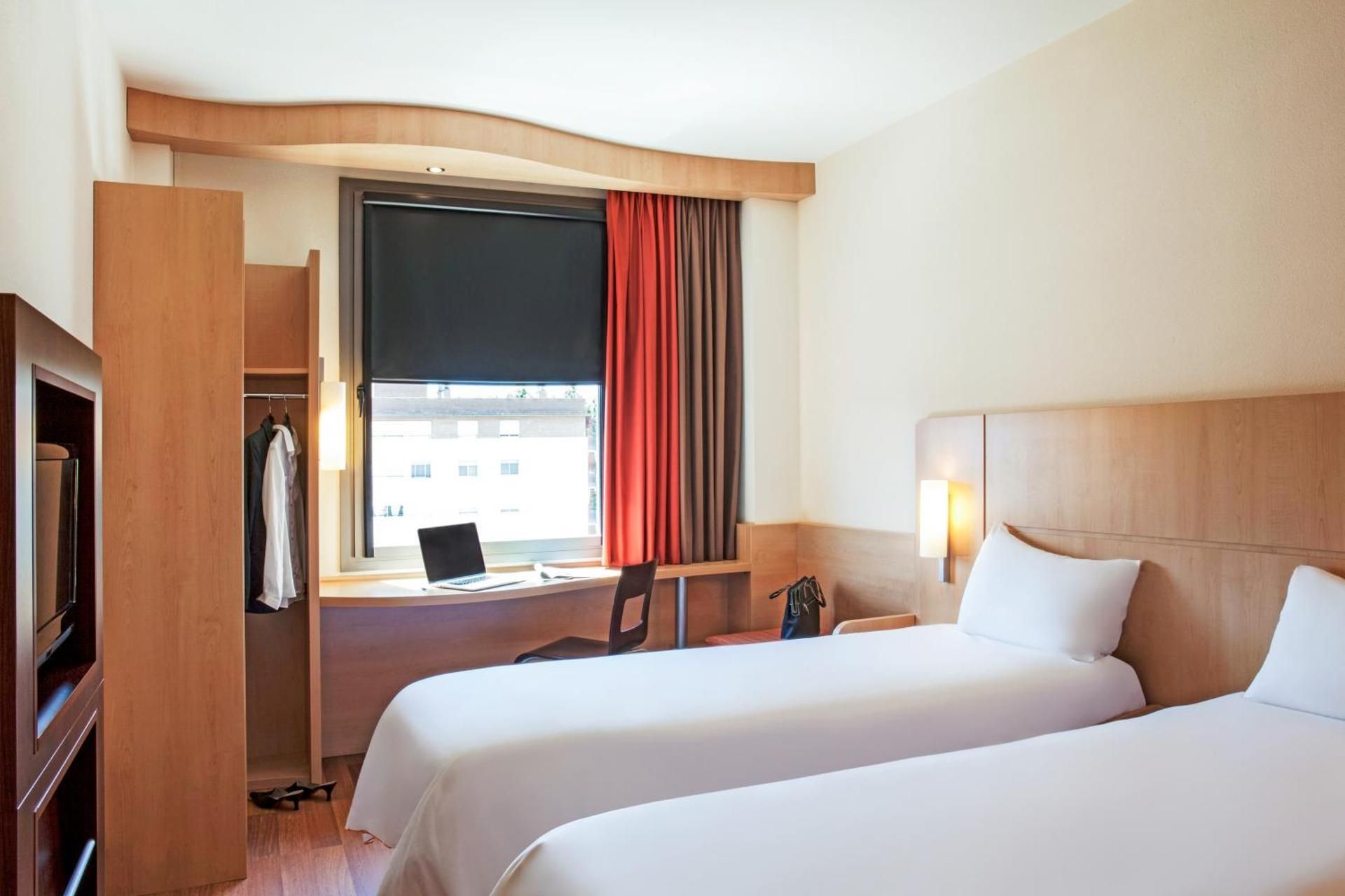 Twin Room with 2 Single Beds