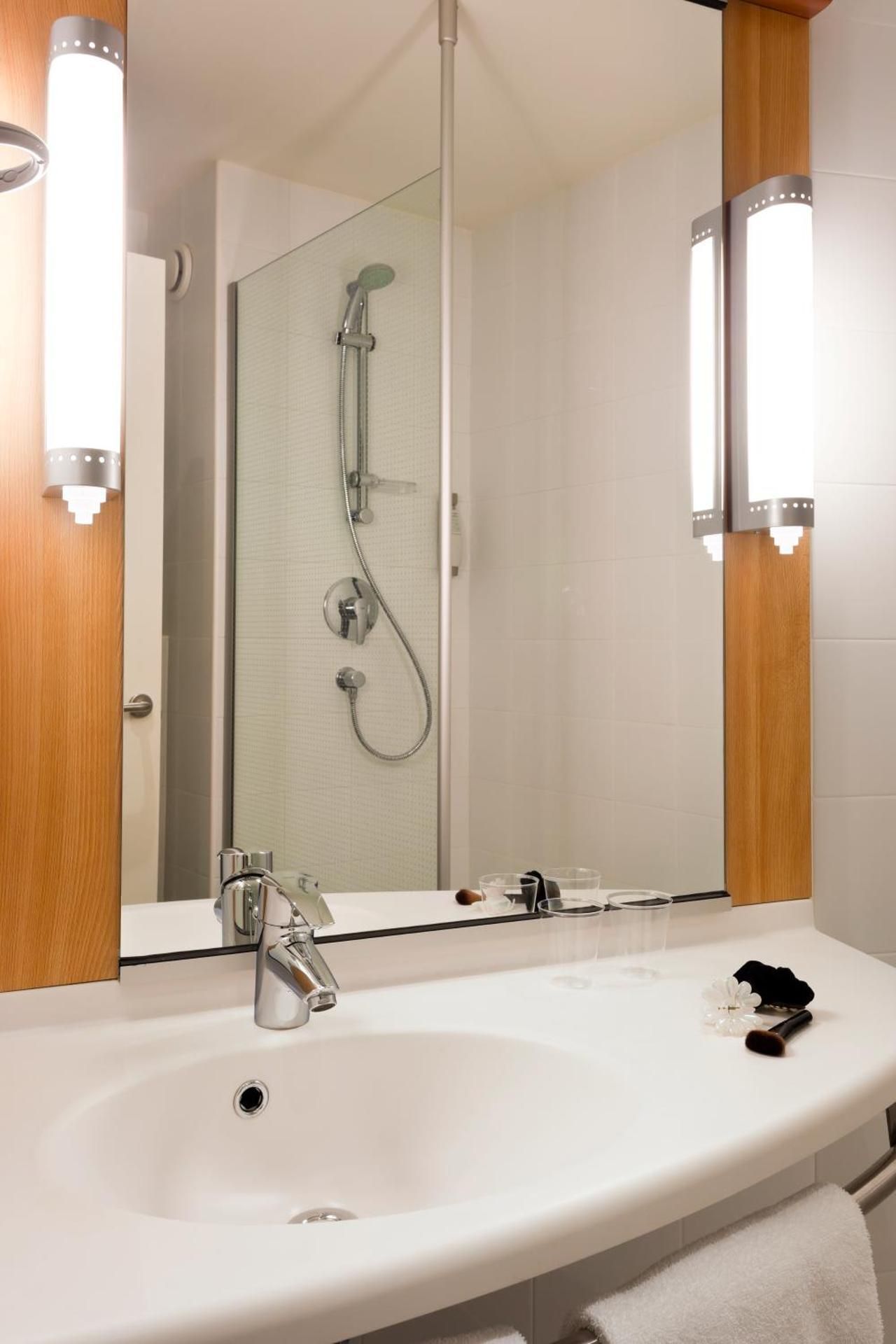 Double Room with 1 Double Bed