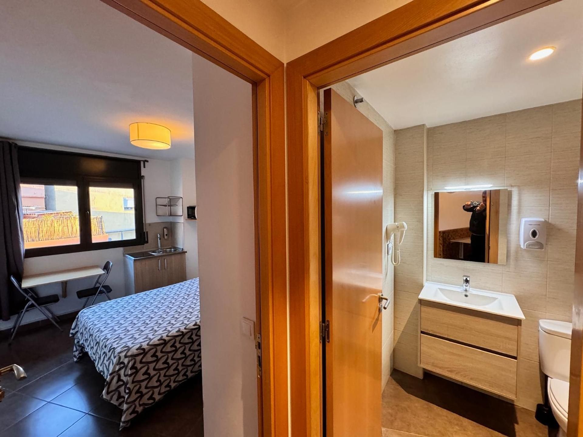 Deluxe One-Bedroom Apartment with City View