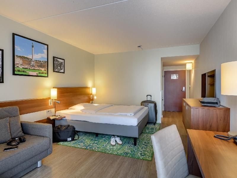 Mercure Hotel Stuttgart Sindelfingen An Der Messe Standard Room With Queen Size Bed And Sofa 2