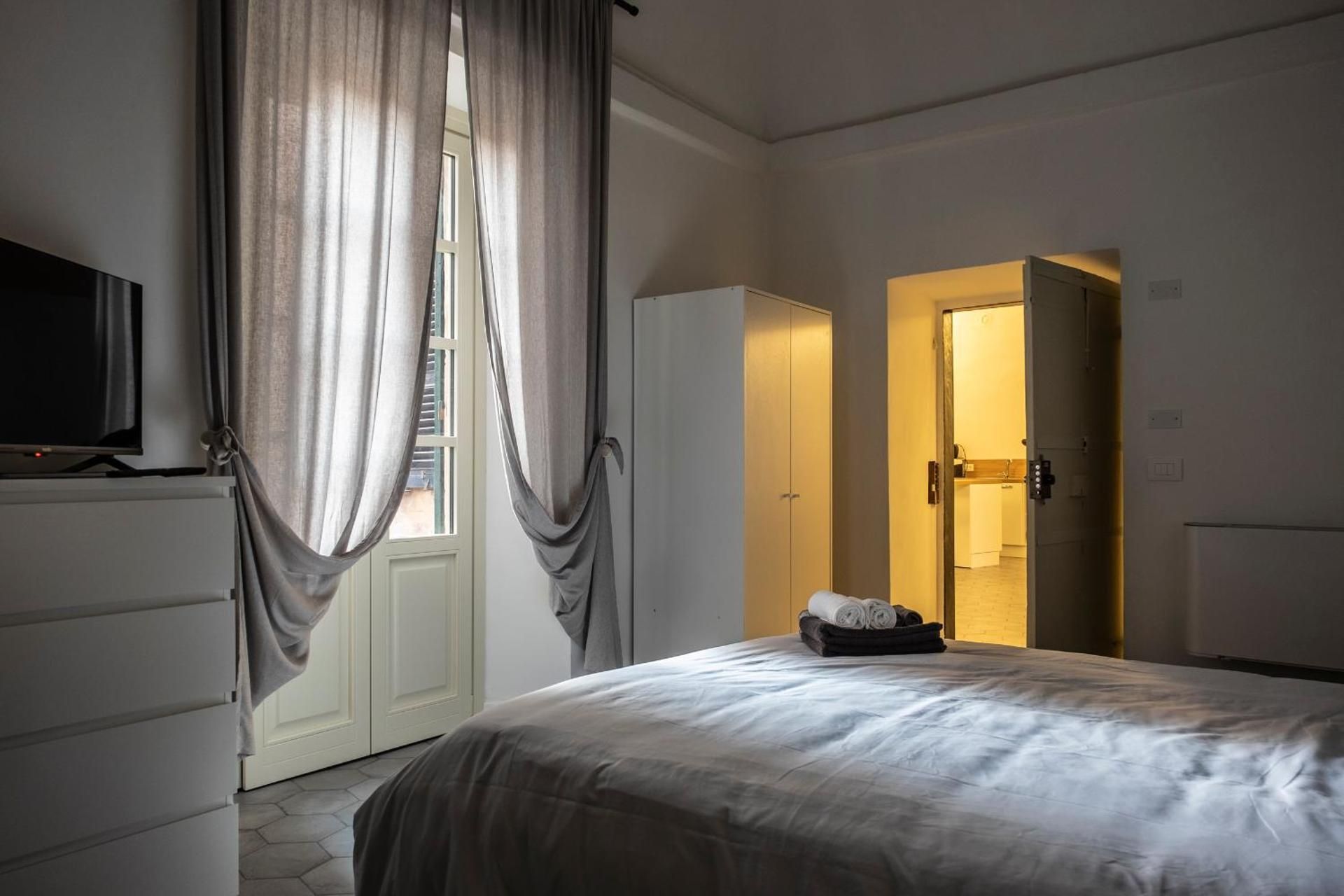 King Room with Balcony