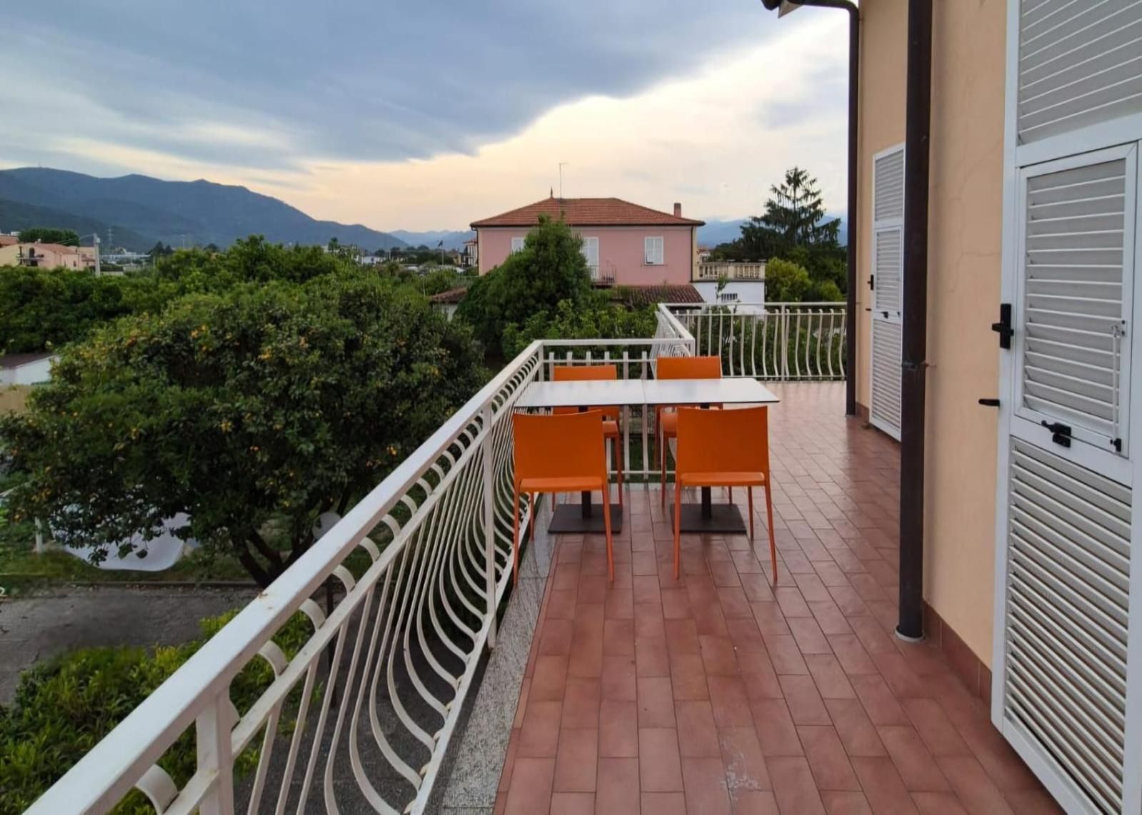Superior One-Bedroom Apartment with Balcony