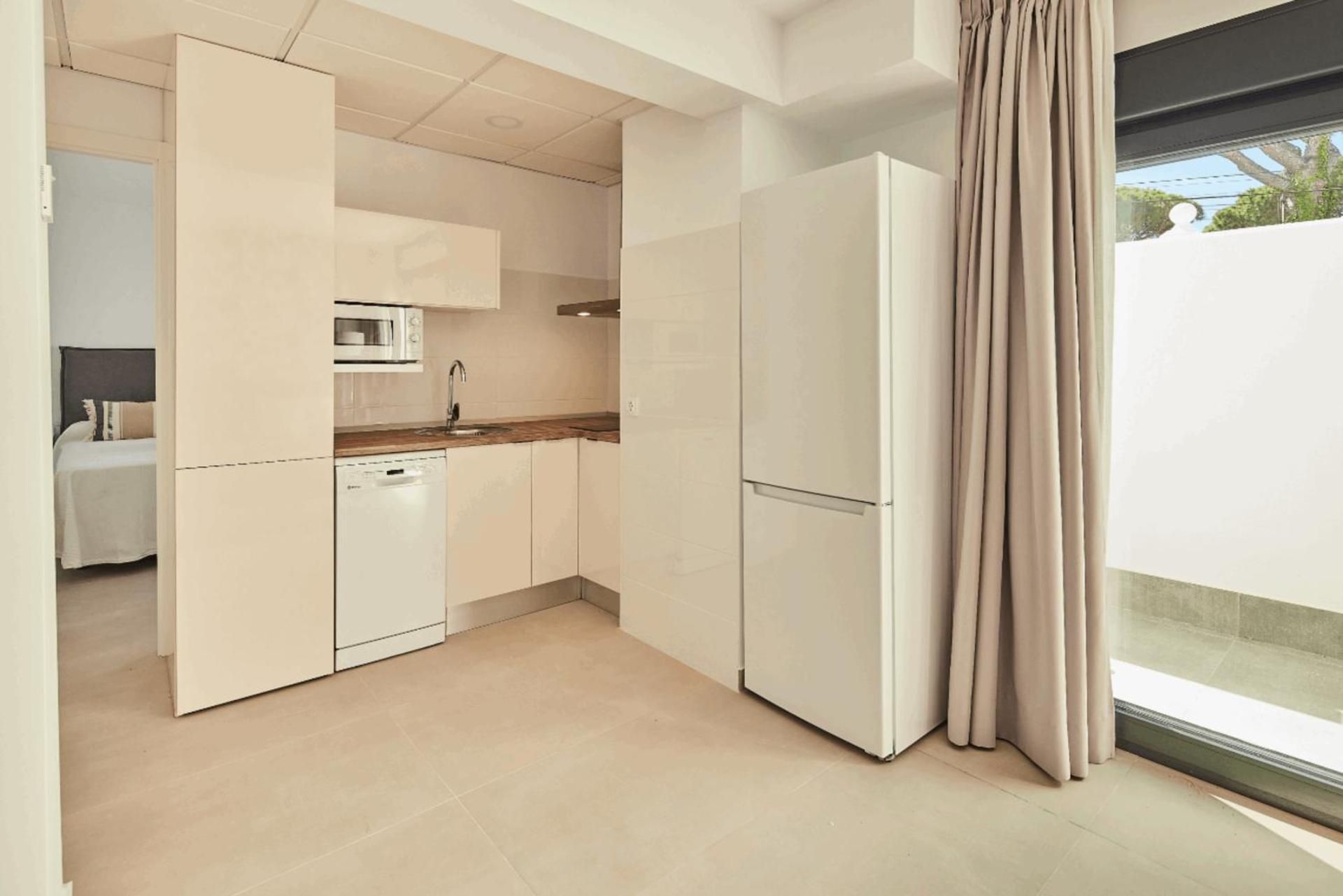 One-Bedroom Deluxe Apartment