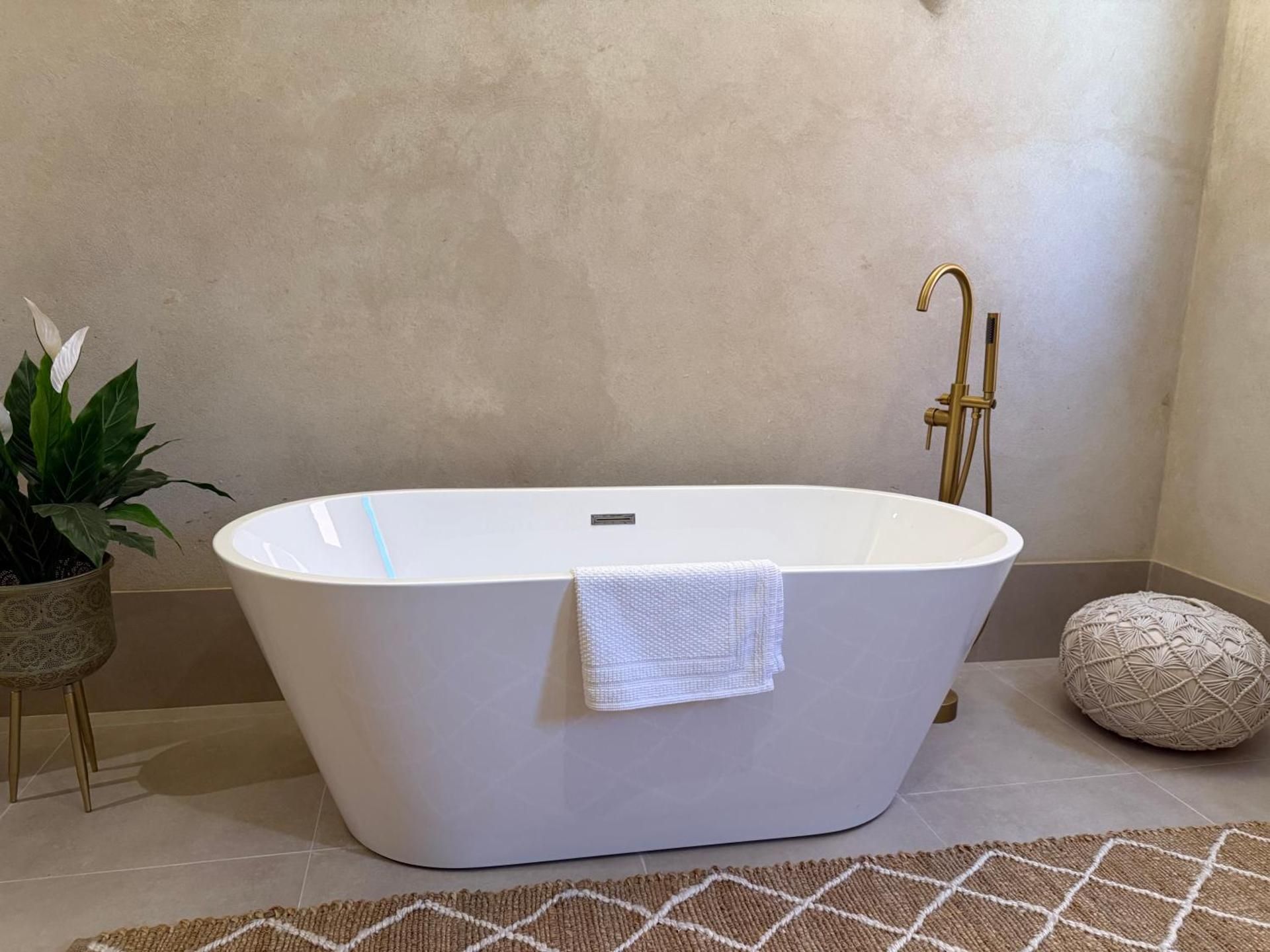 Deluxe Double Room with Bath