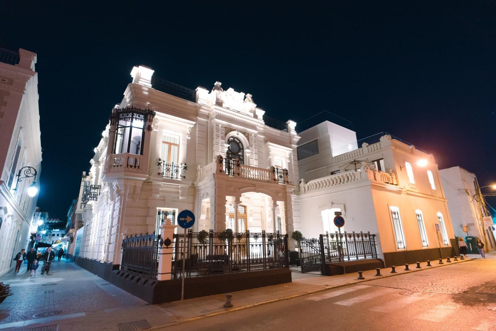 CISNES PALACE