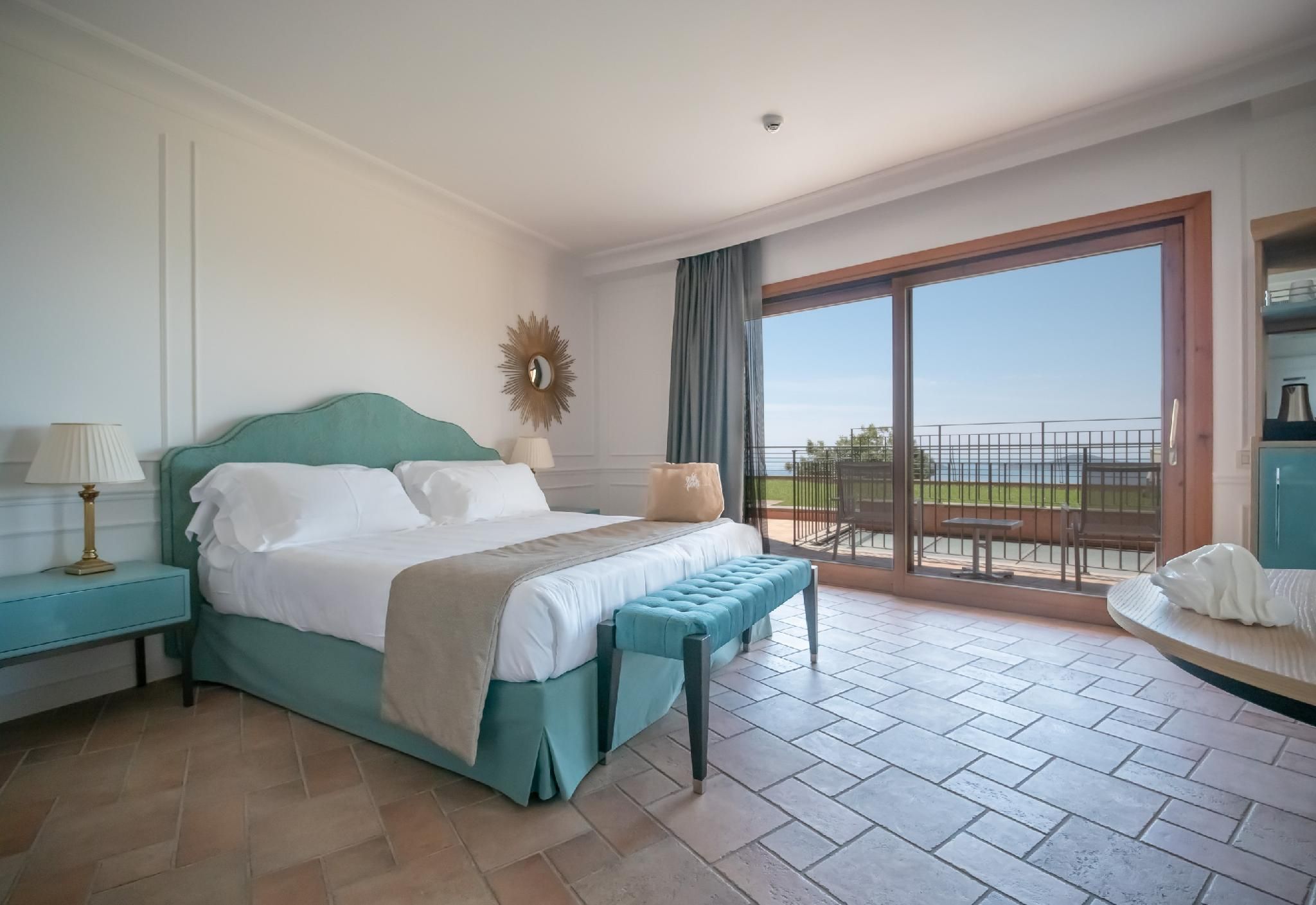 Double Deluxe Room