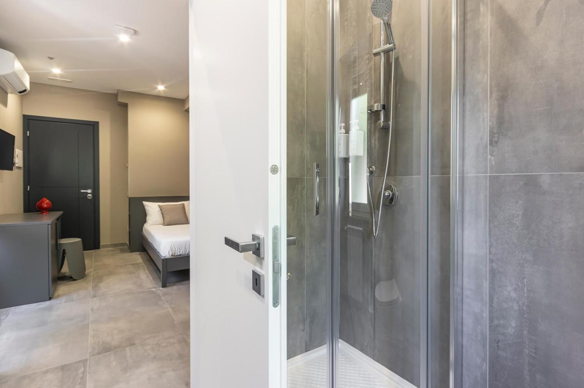 Testani Guest House Special