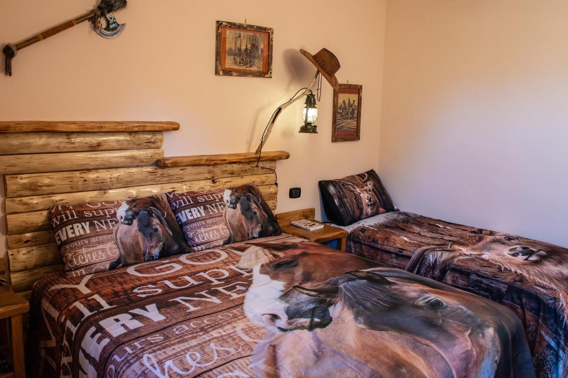 Triple Room with Private Bathroom